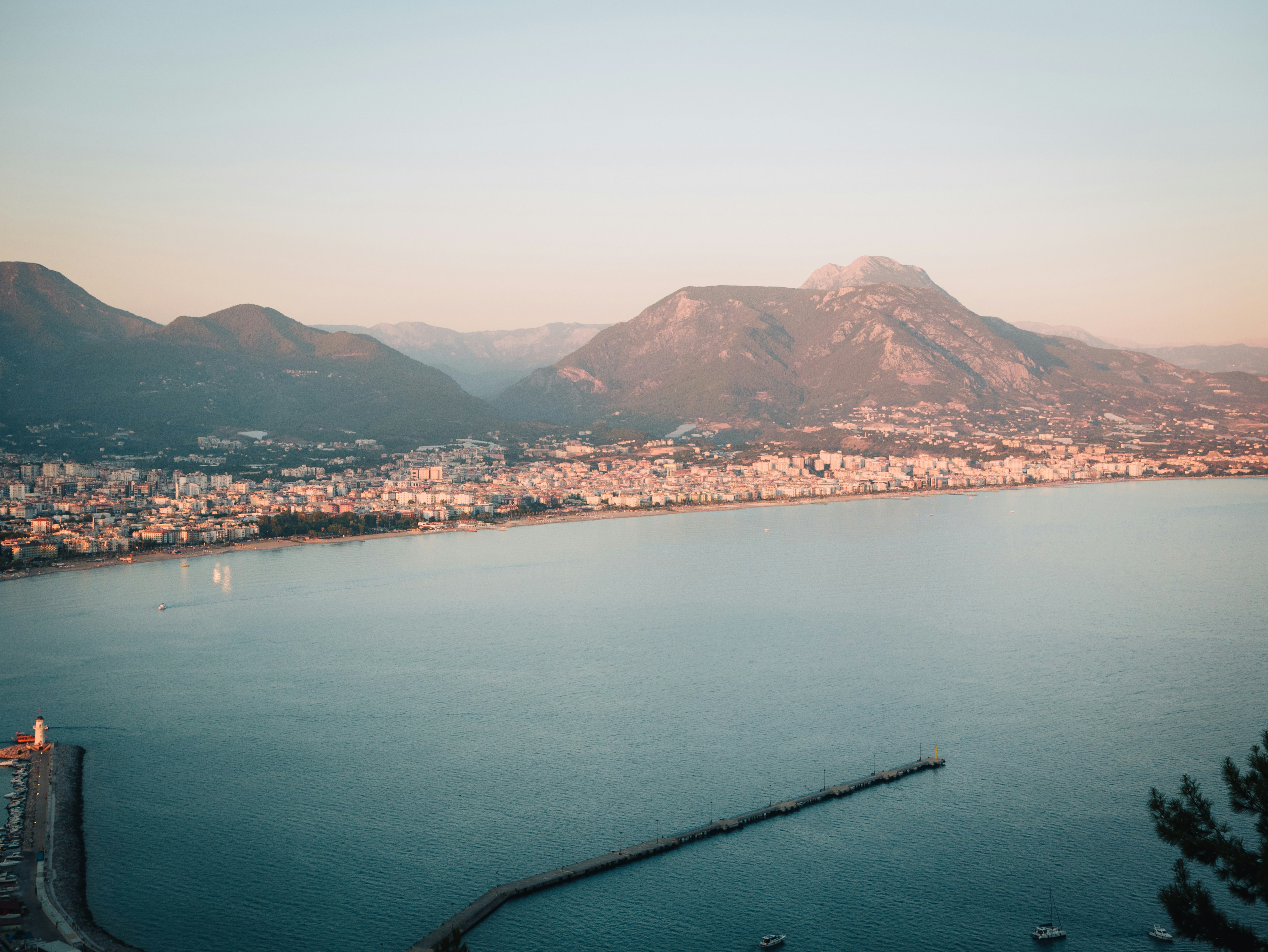 Alanya'da Gayrimenkul Yatırımı: Fırsatlar ve Trendler