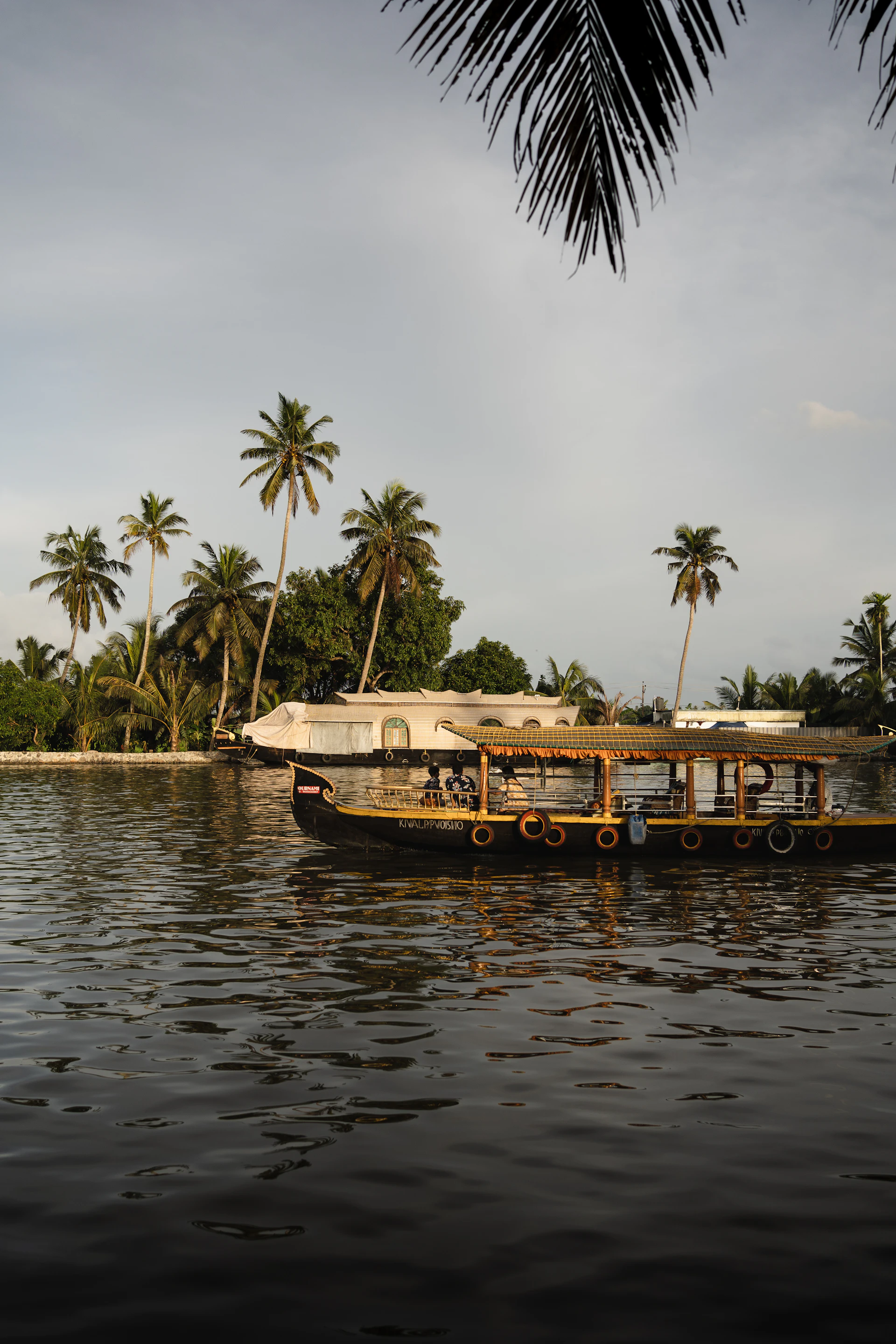 Alleppey backwaters houseboat