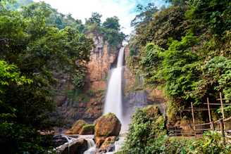 Cascades de Munduk