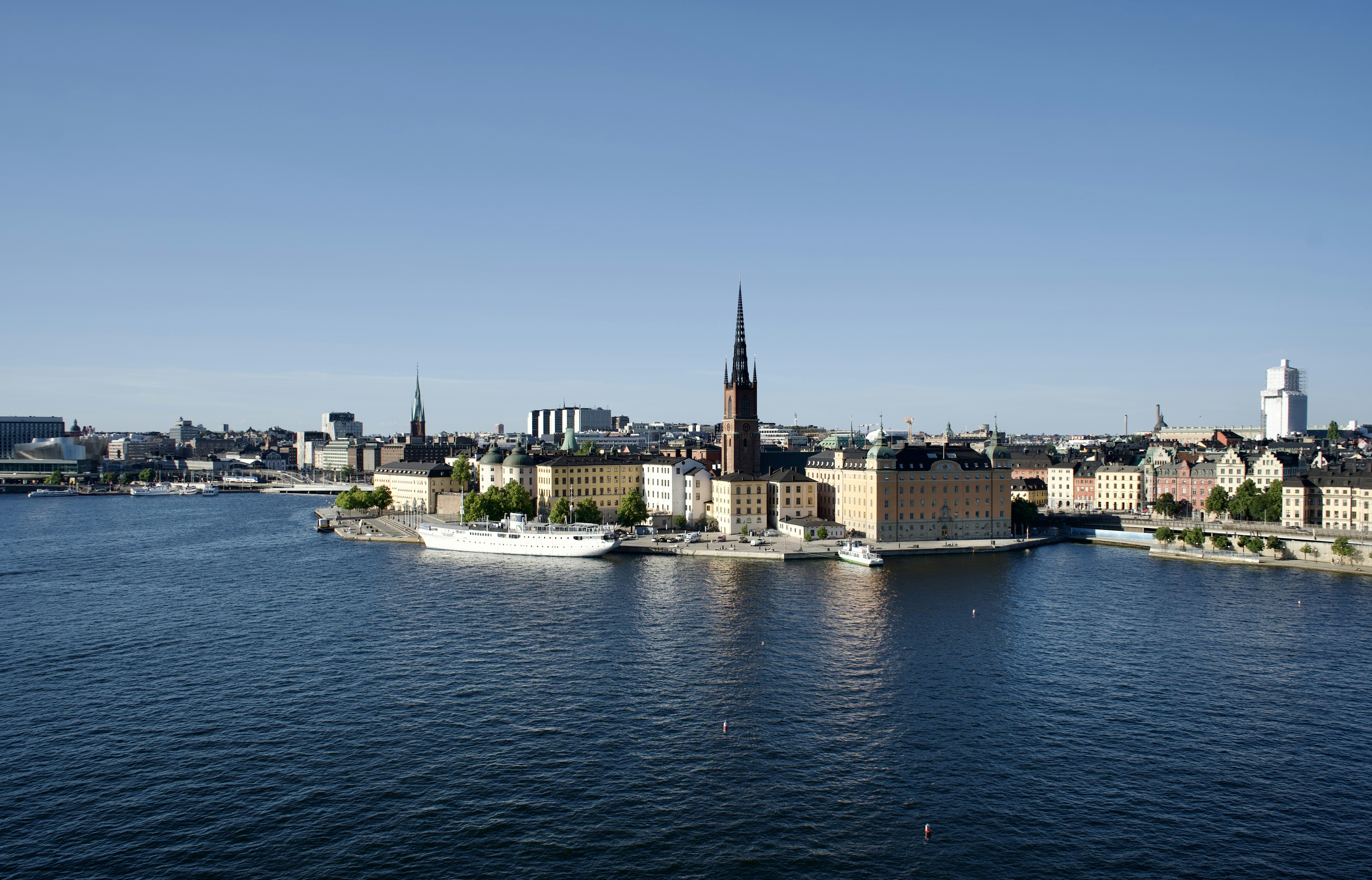 a body of water with buildings along it