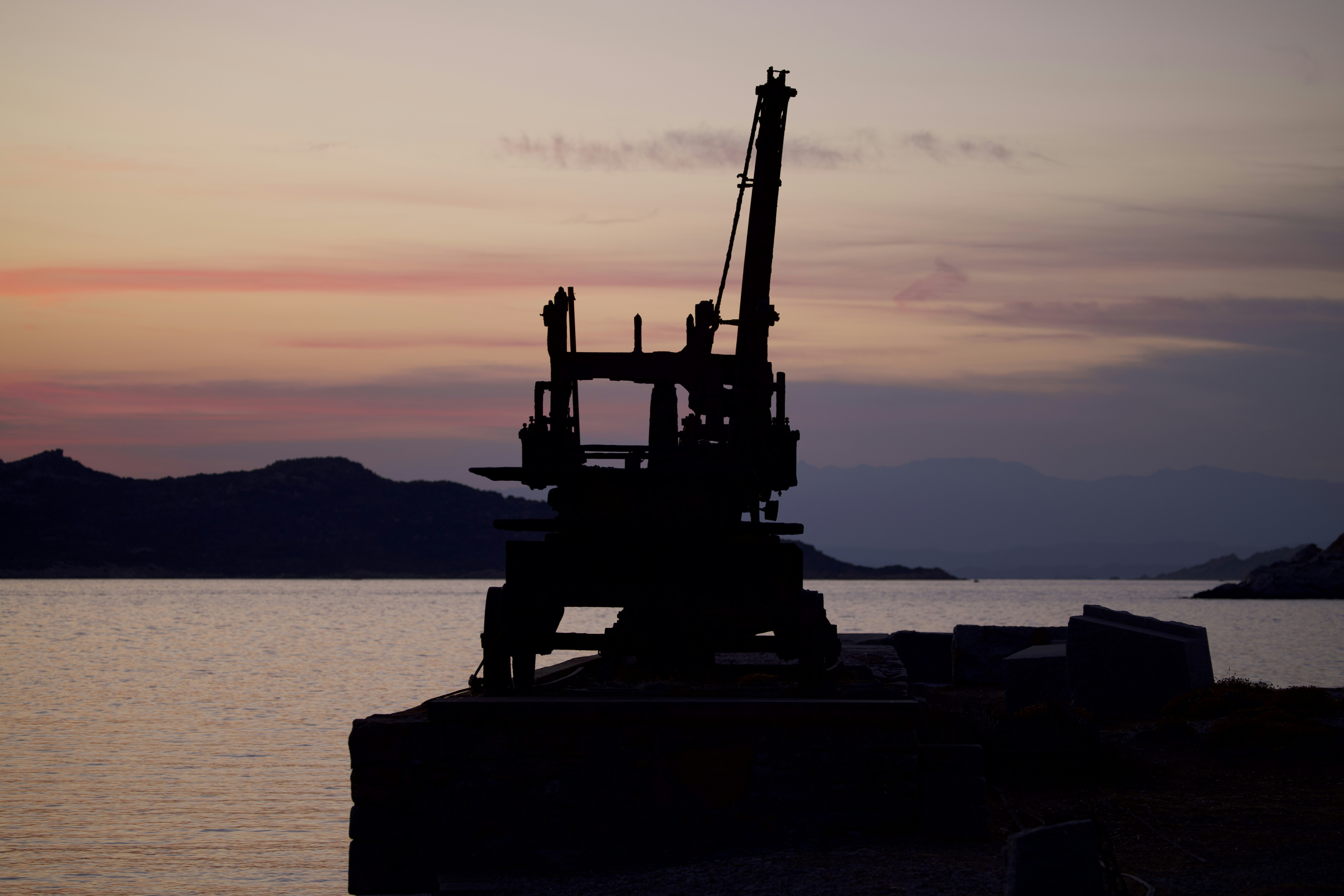 Oil Prices Under Pressure as Saudi Arabia Cuts Key Prices to Asia