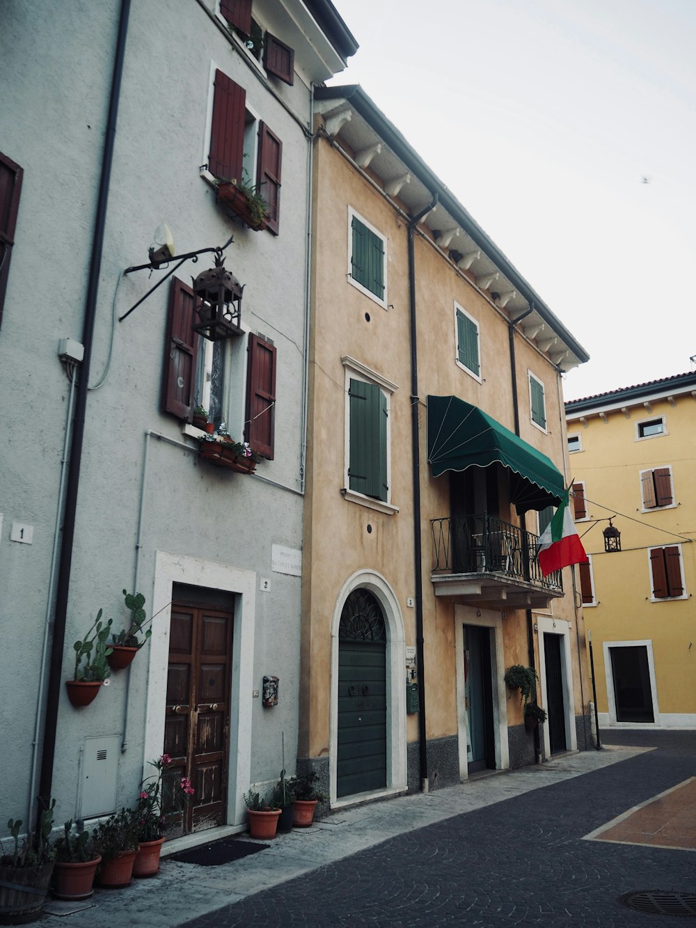 a row of buildings with windows