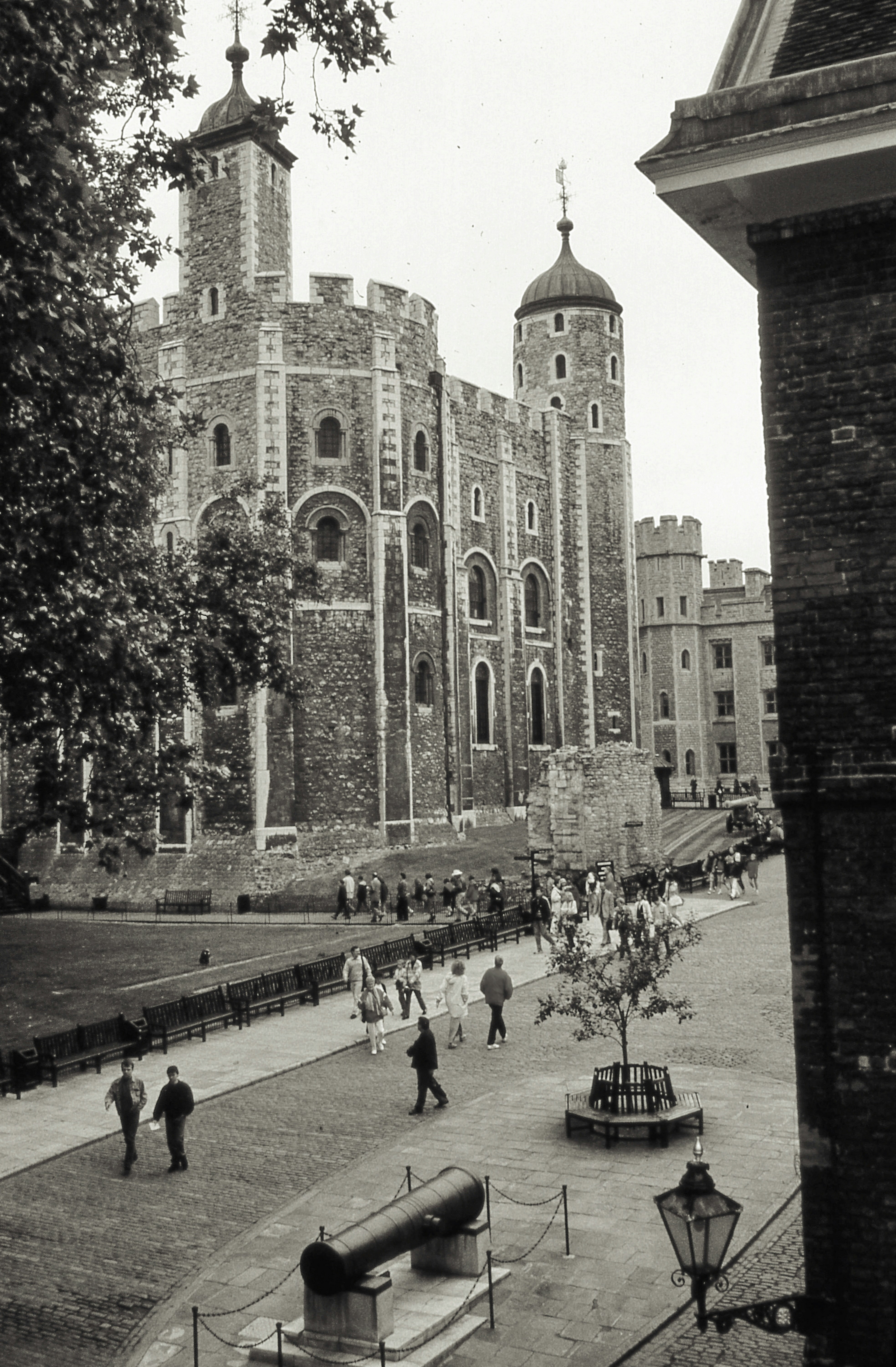 Britain will officially declare China a threat to the state