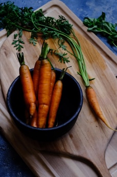 a bowl of carrots