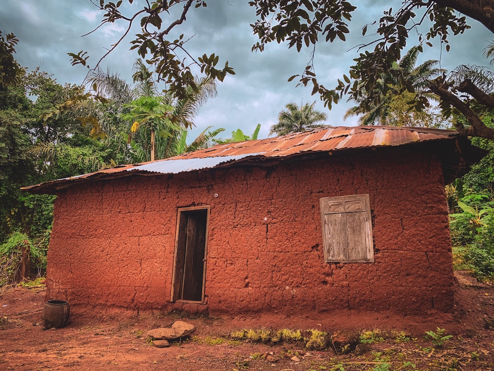 a small red building