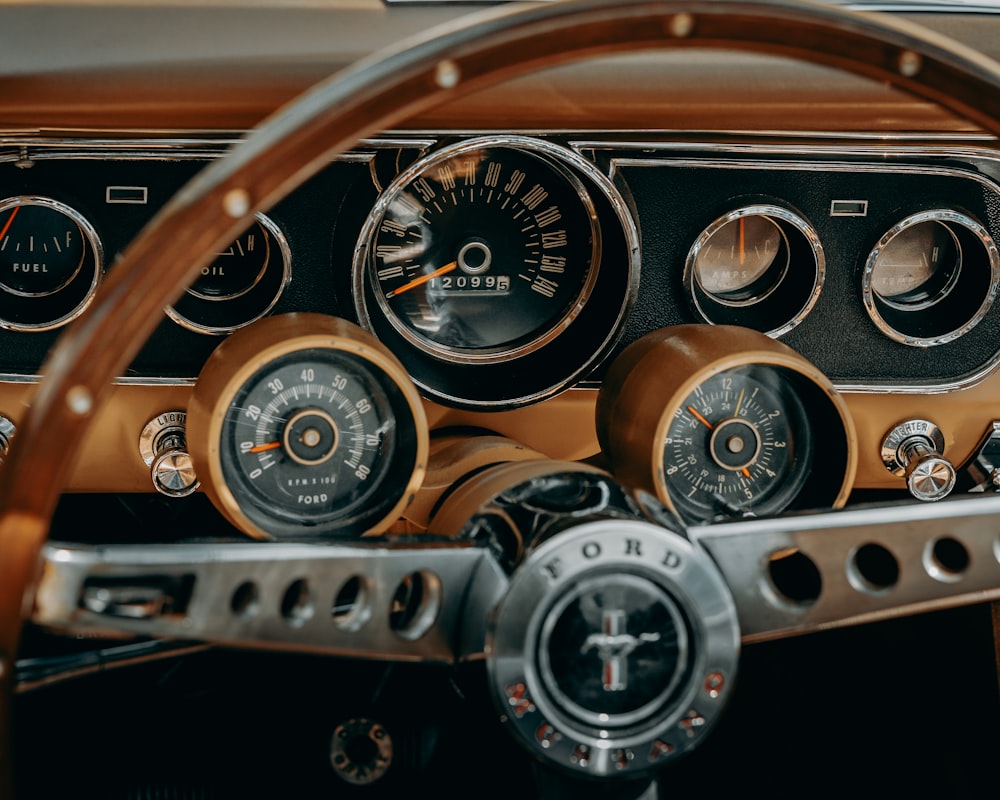 a close up of a steering wheel