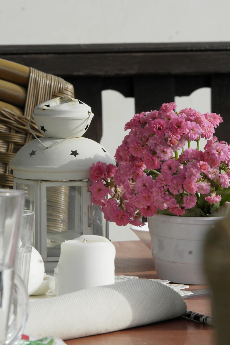 Soft floral vase styling for home fragrance