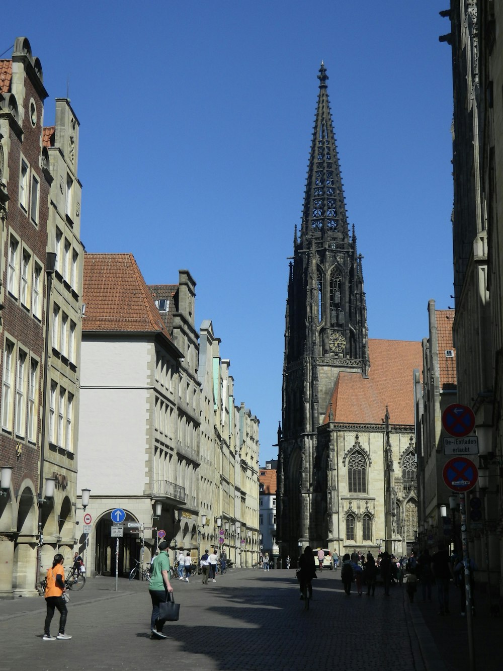 a tall building with a pointy top