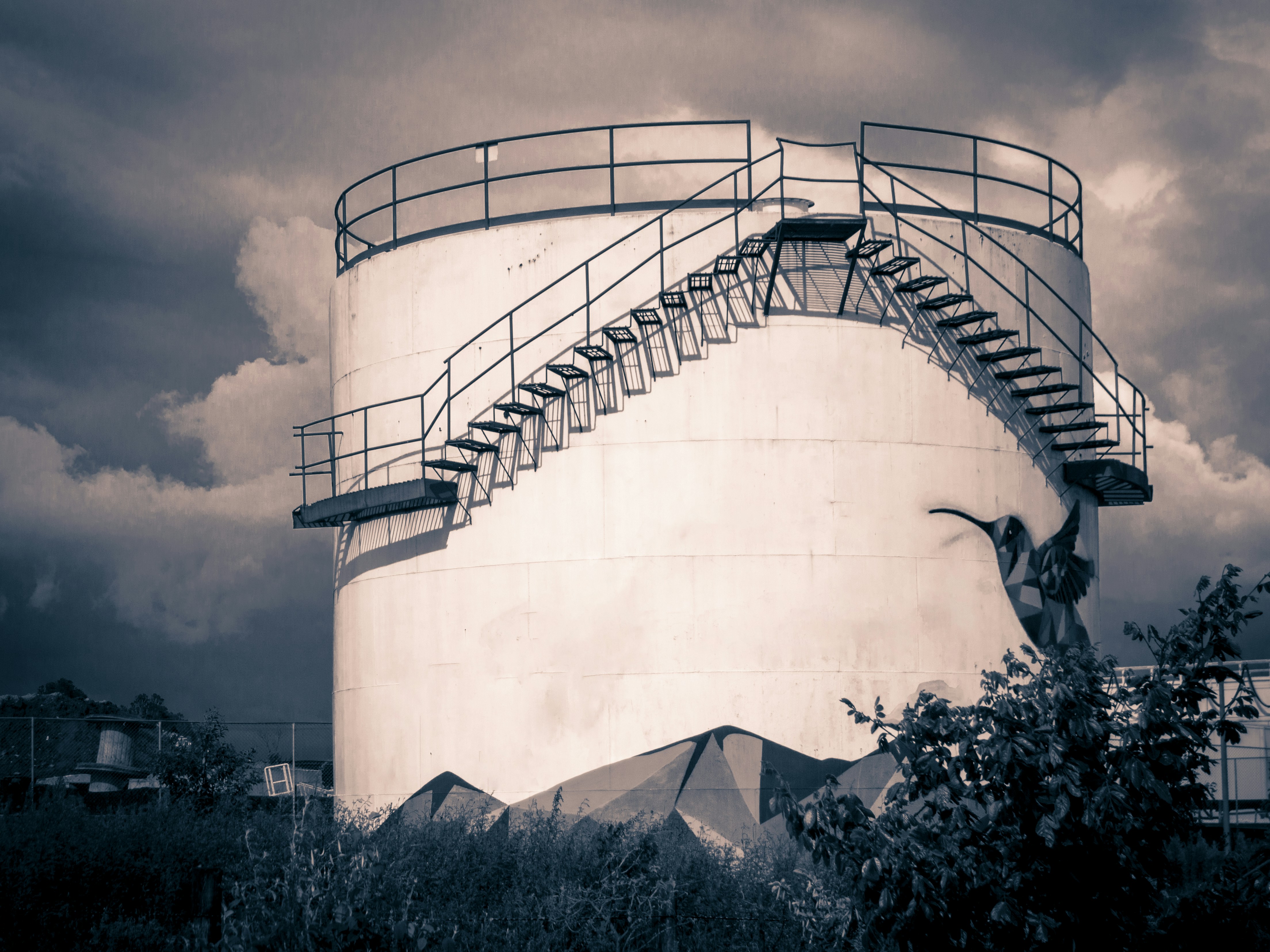 Oil Stocks Rally on Venezuela Turmoil, Shrugging Off Supply Hopes