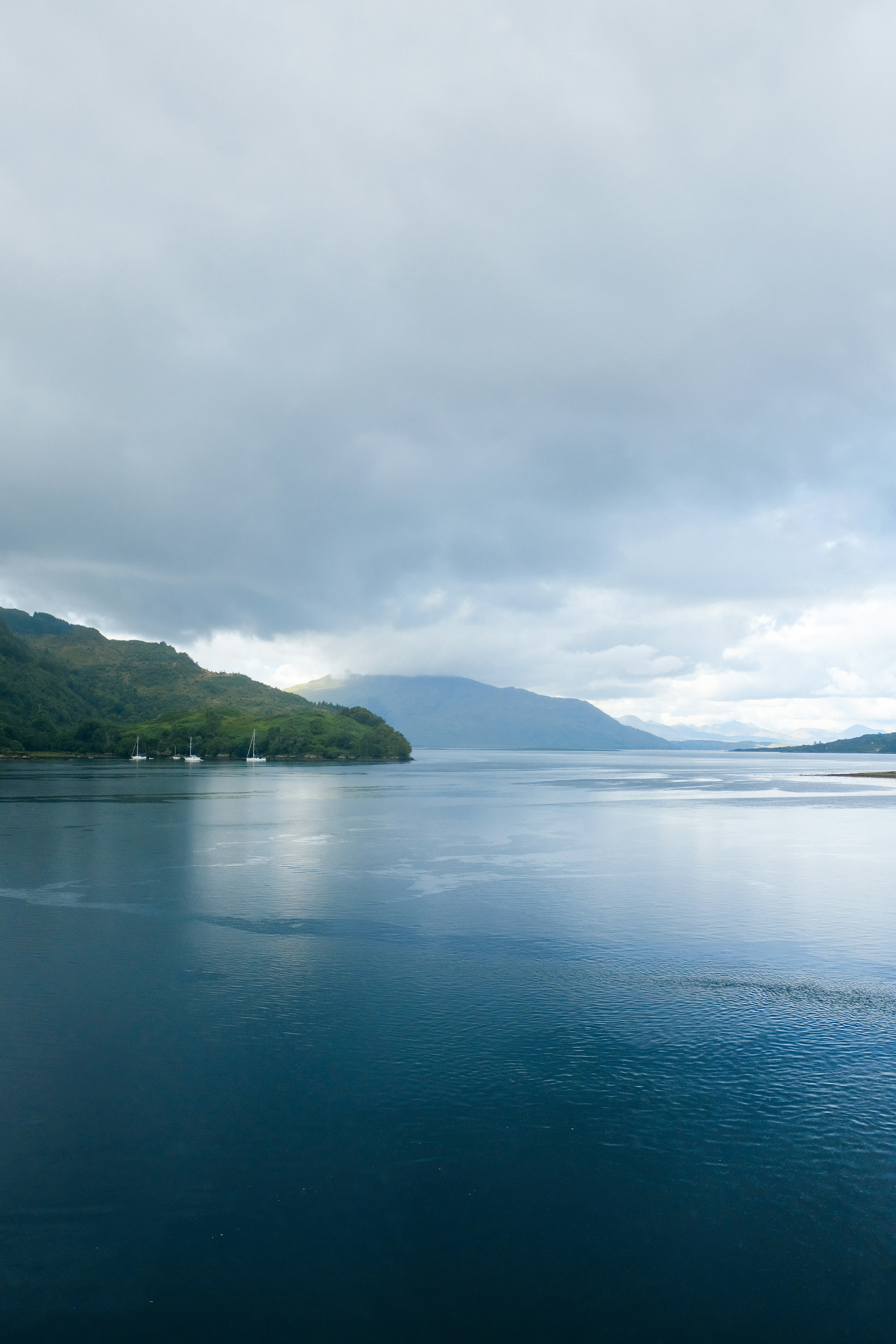 Photo by adrienolichon