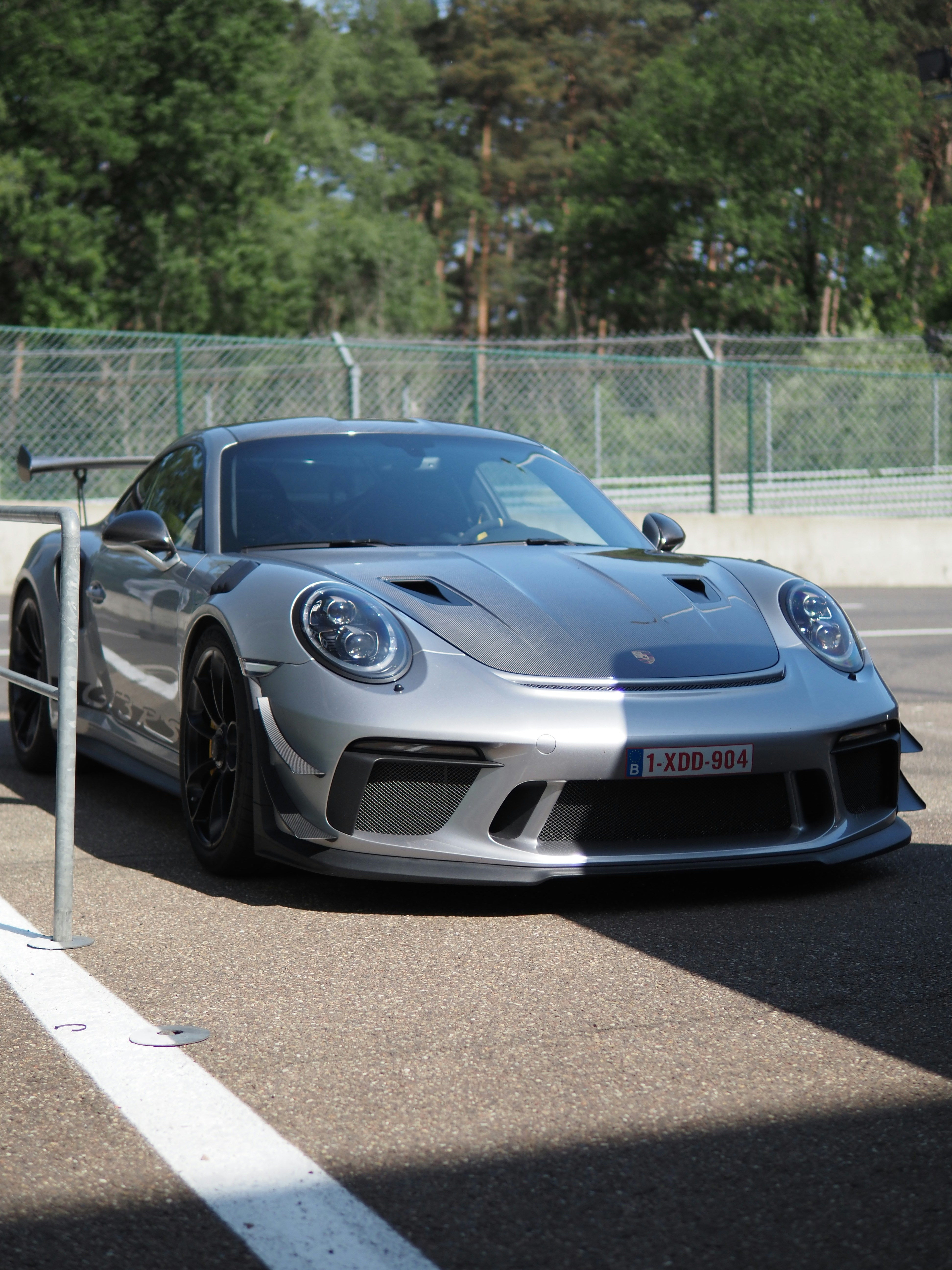 Photo by siemon_hmbrx