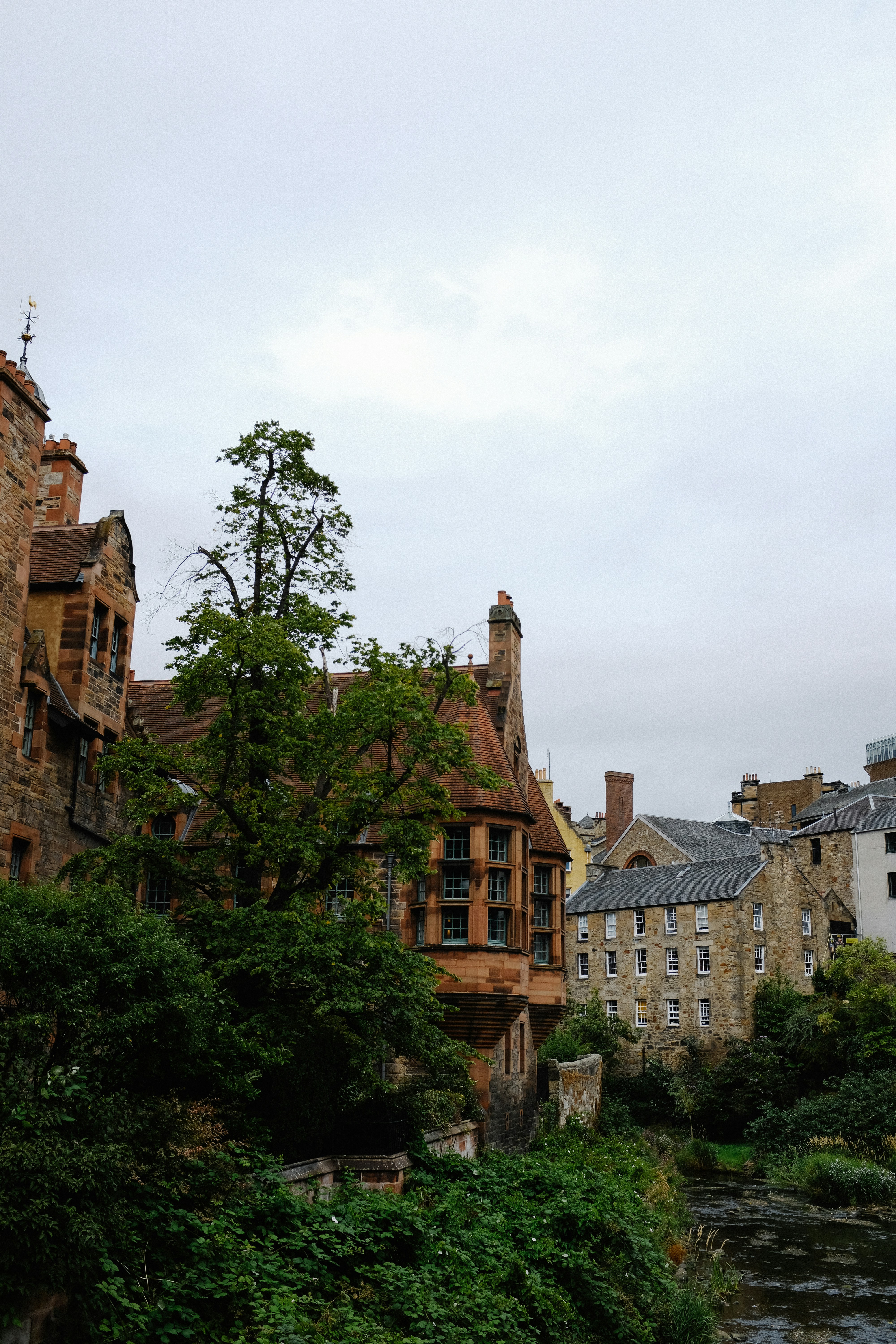 Photo by adrienolichon