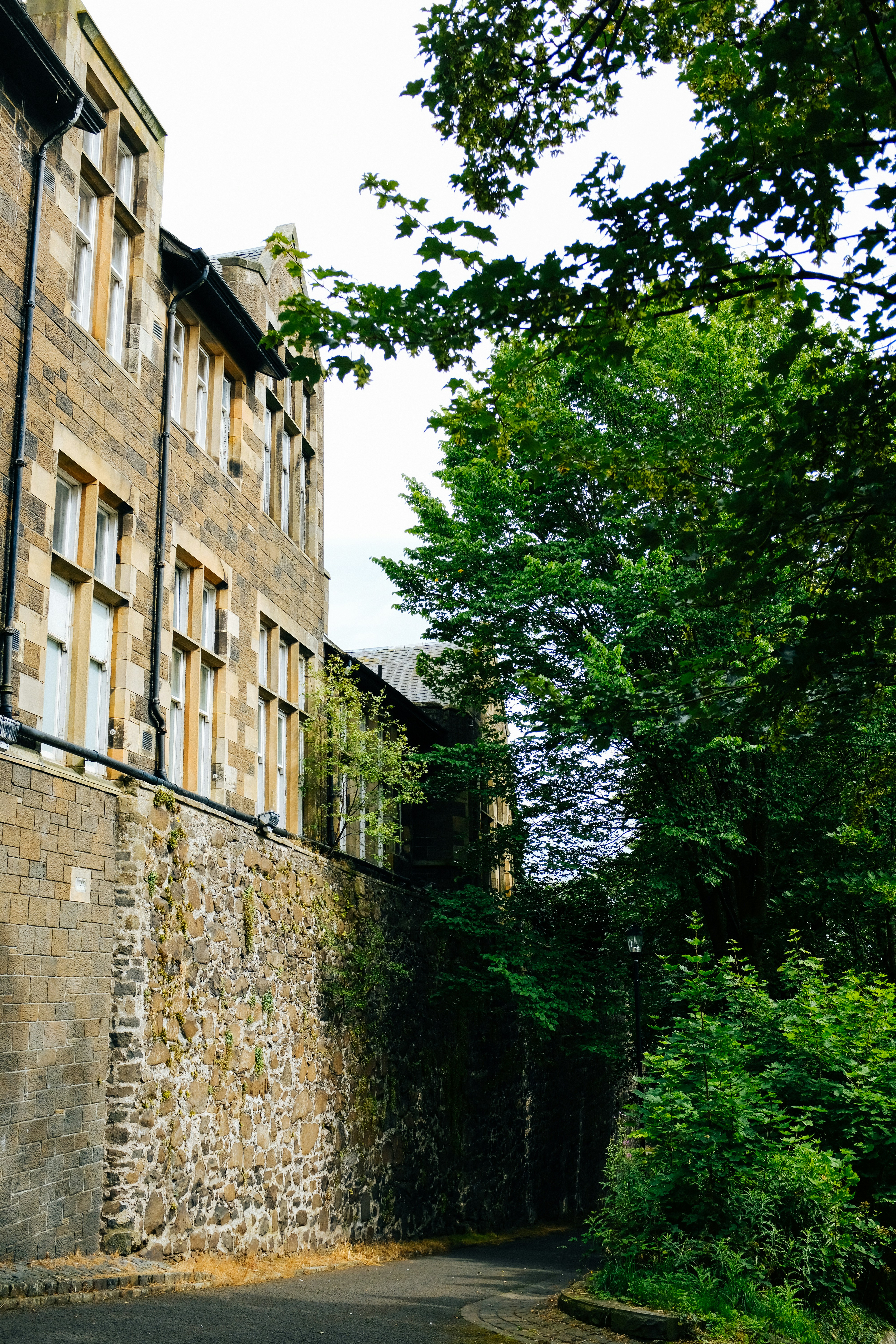 Photo by adrienolichon