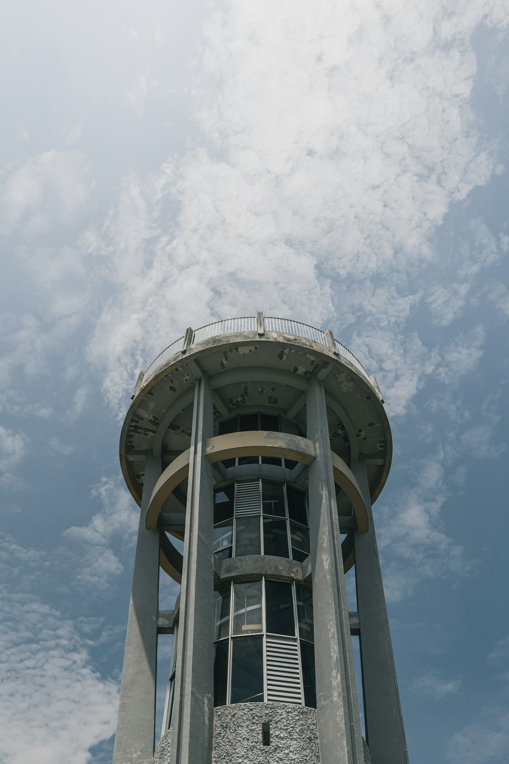 a tall tower with a circular top