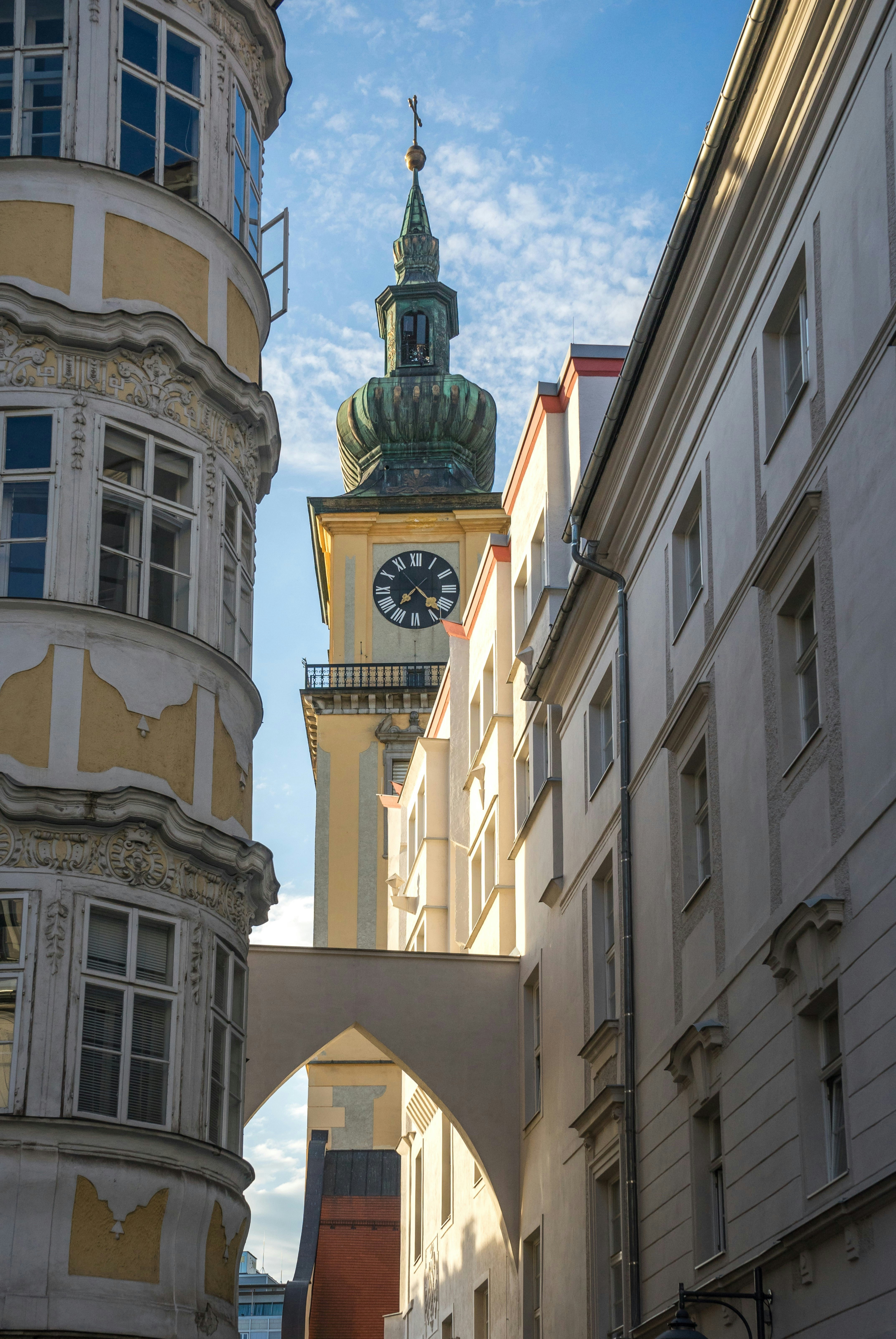 A clock on a tower photo – Free Linz Image on Unsplash
