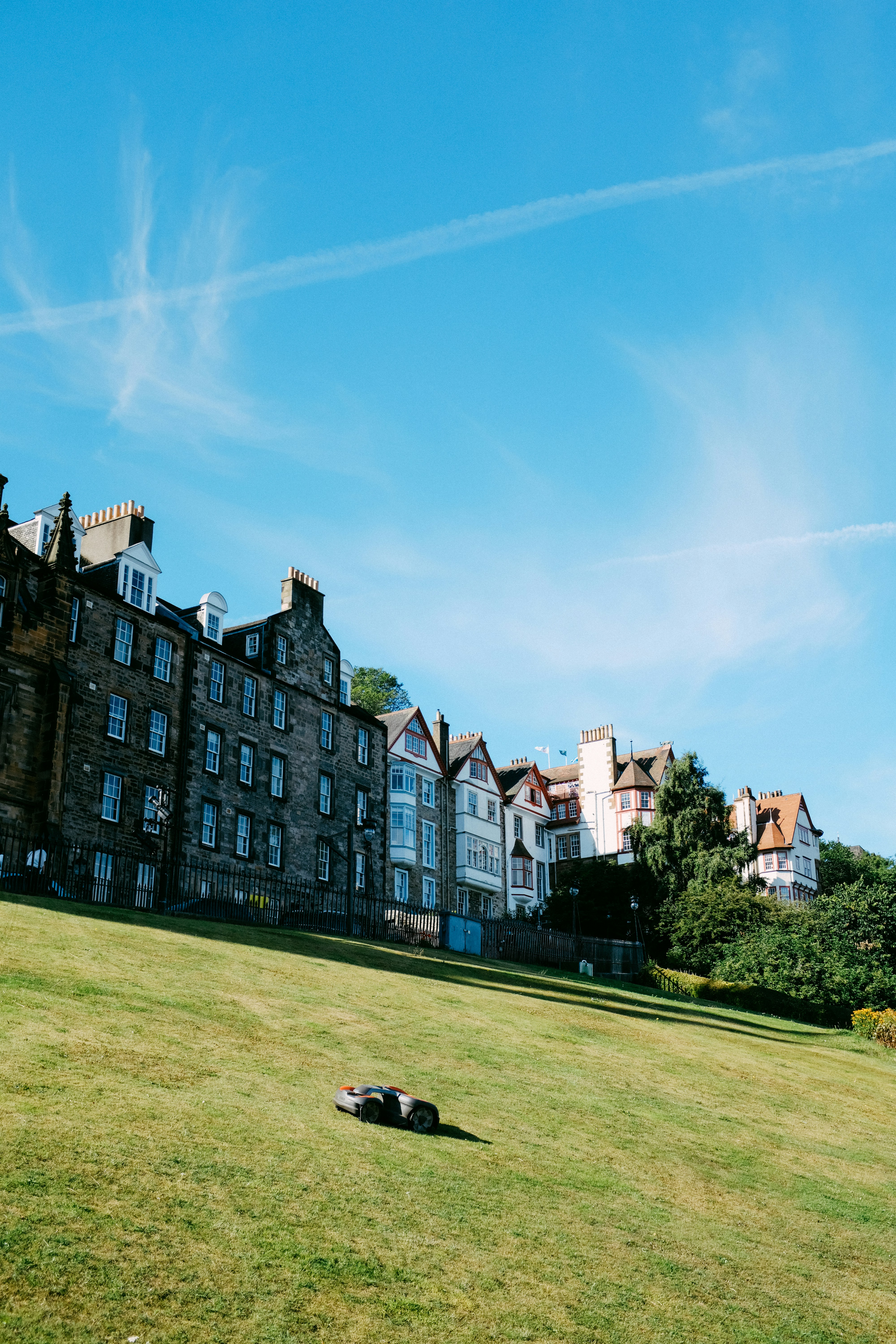 Photo by adrienolichon