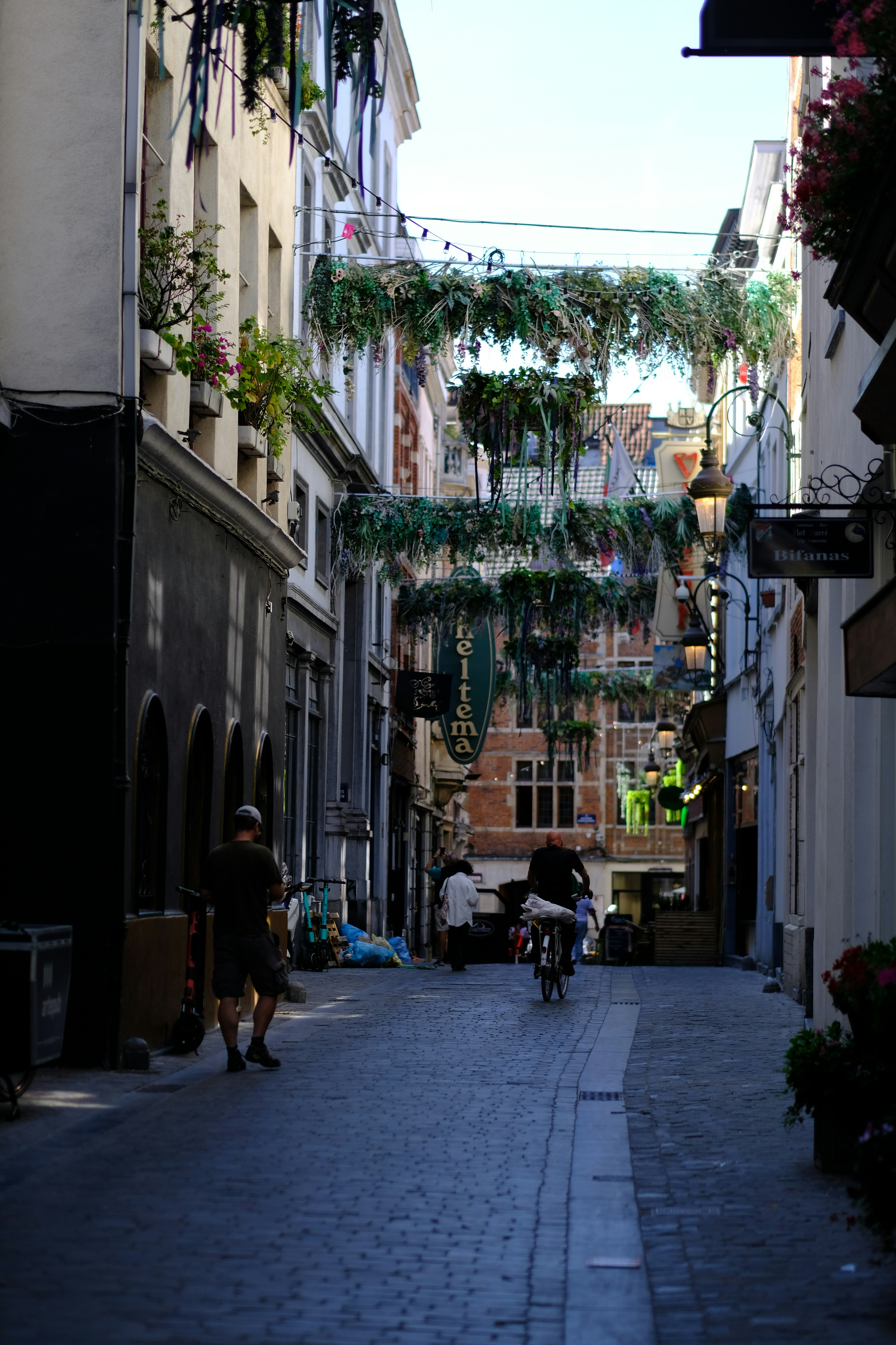 Photo by zaralazarov