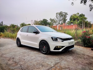 Compact Blue Hatch