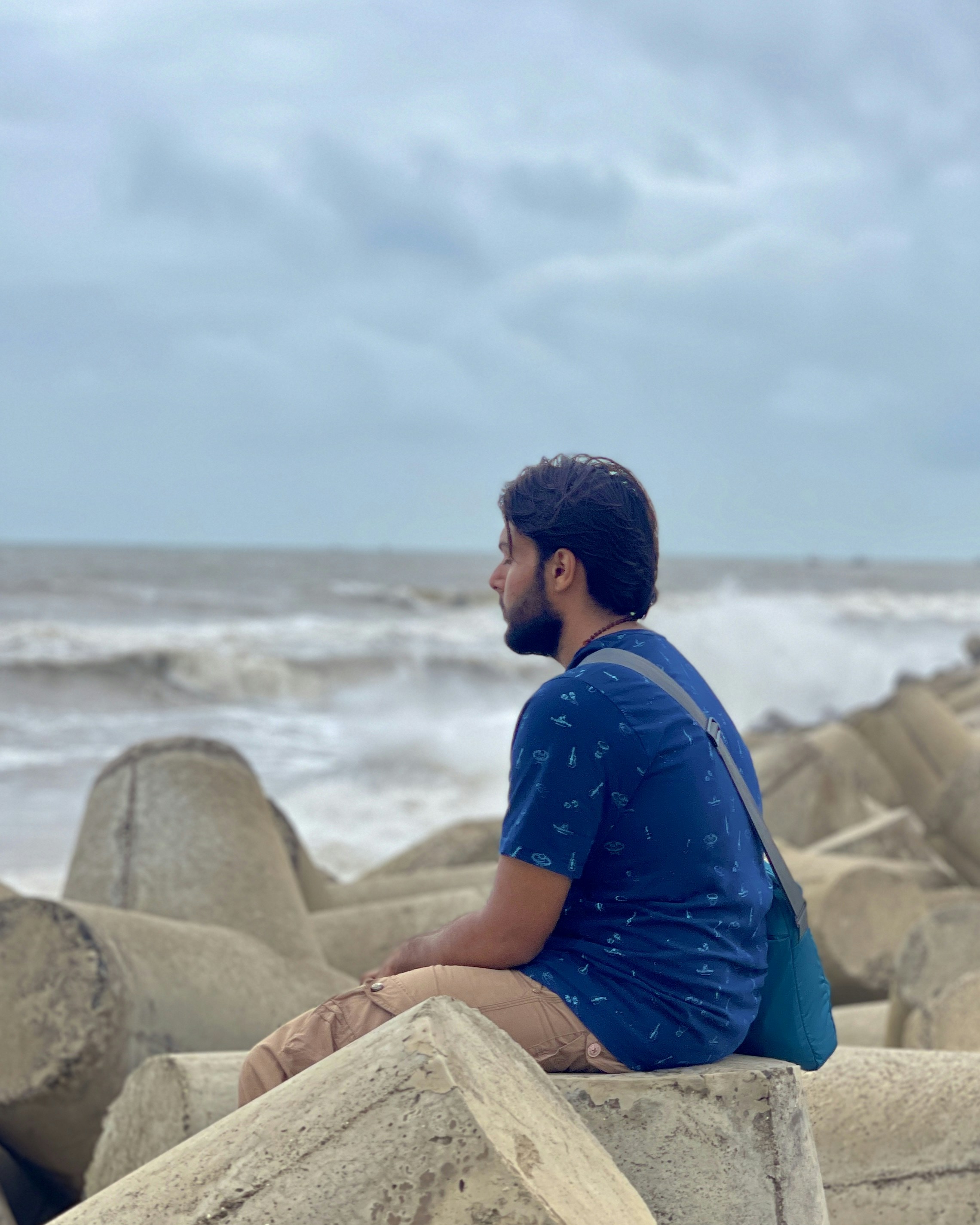 Looking over the shoulder: reference photo 10 by Archish Darji