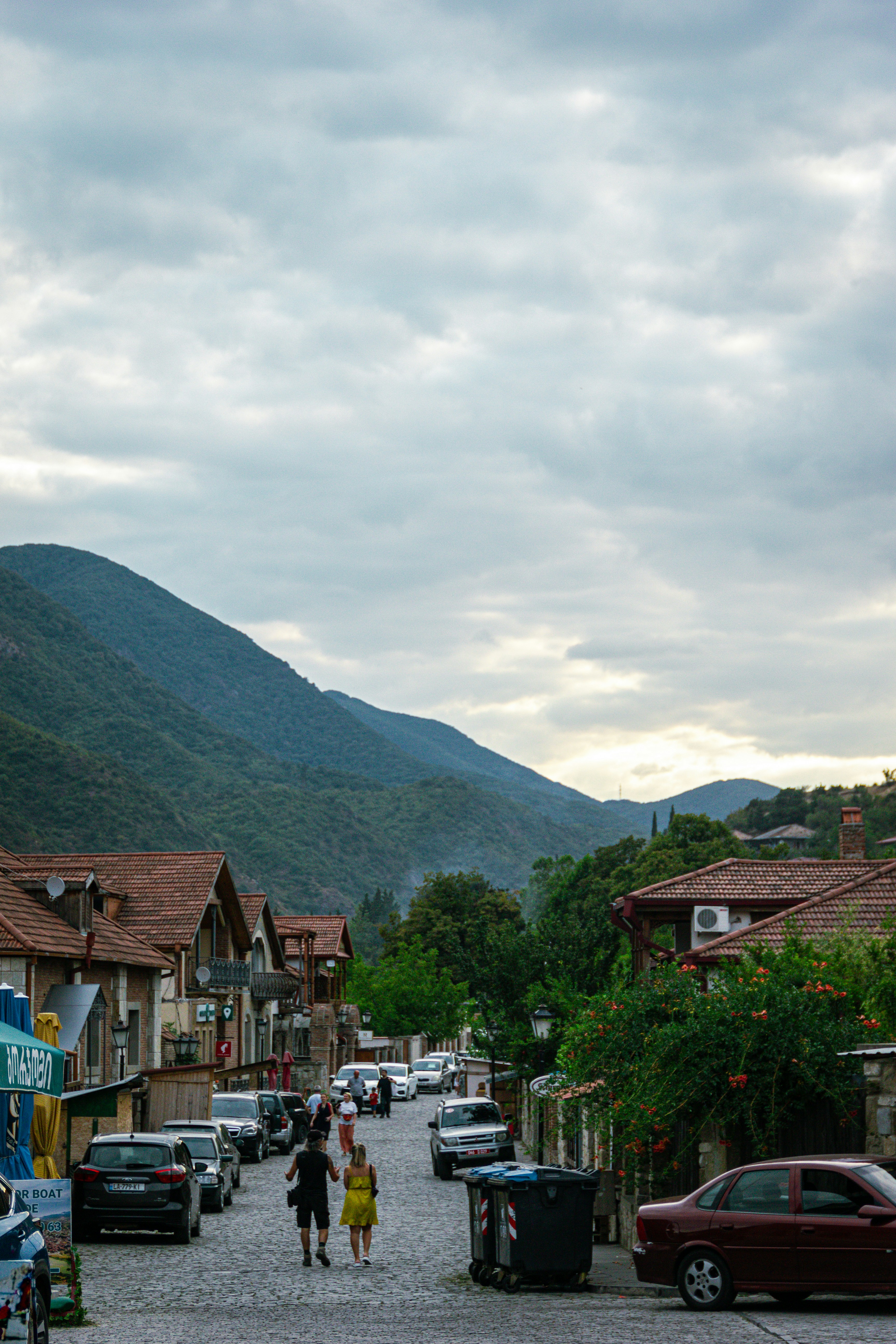 Where to Eat in Mtskheta: Traditional Georgian Cuisine