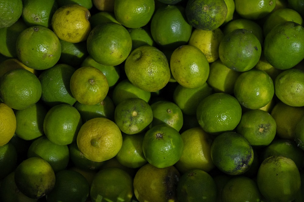 a pile of limes