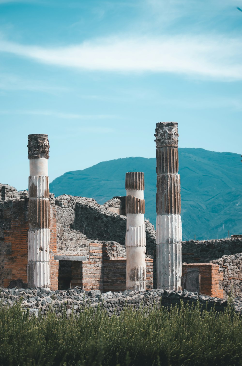 a stone building with pillars