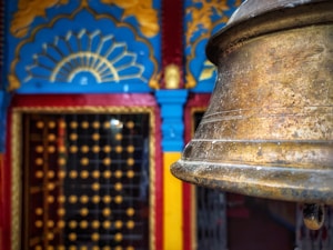 Chuông đồng thủ công