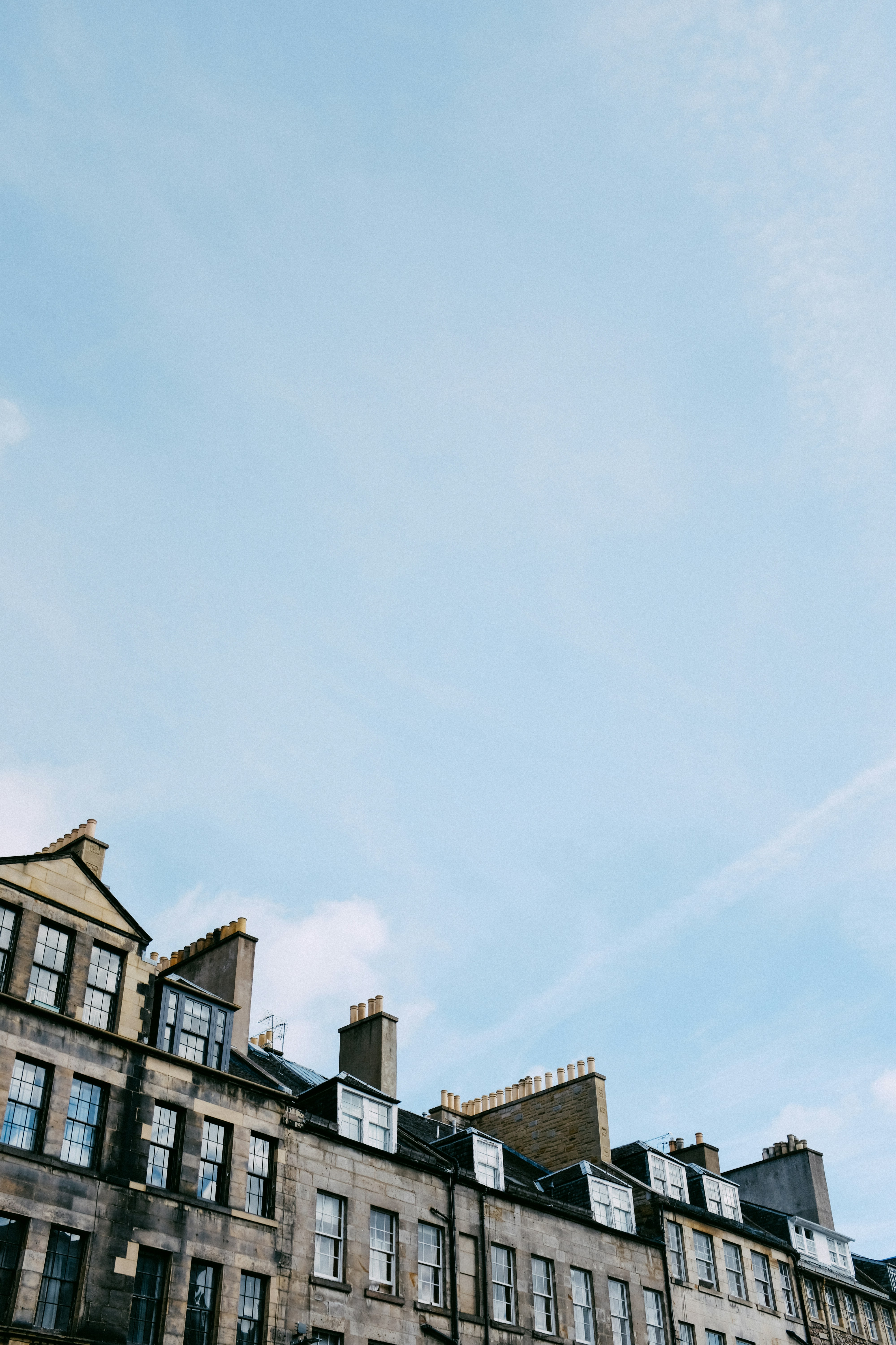 Photo by adrienolichon