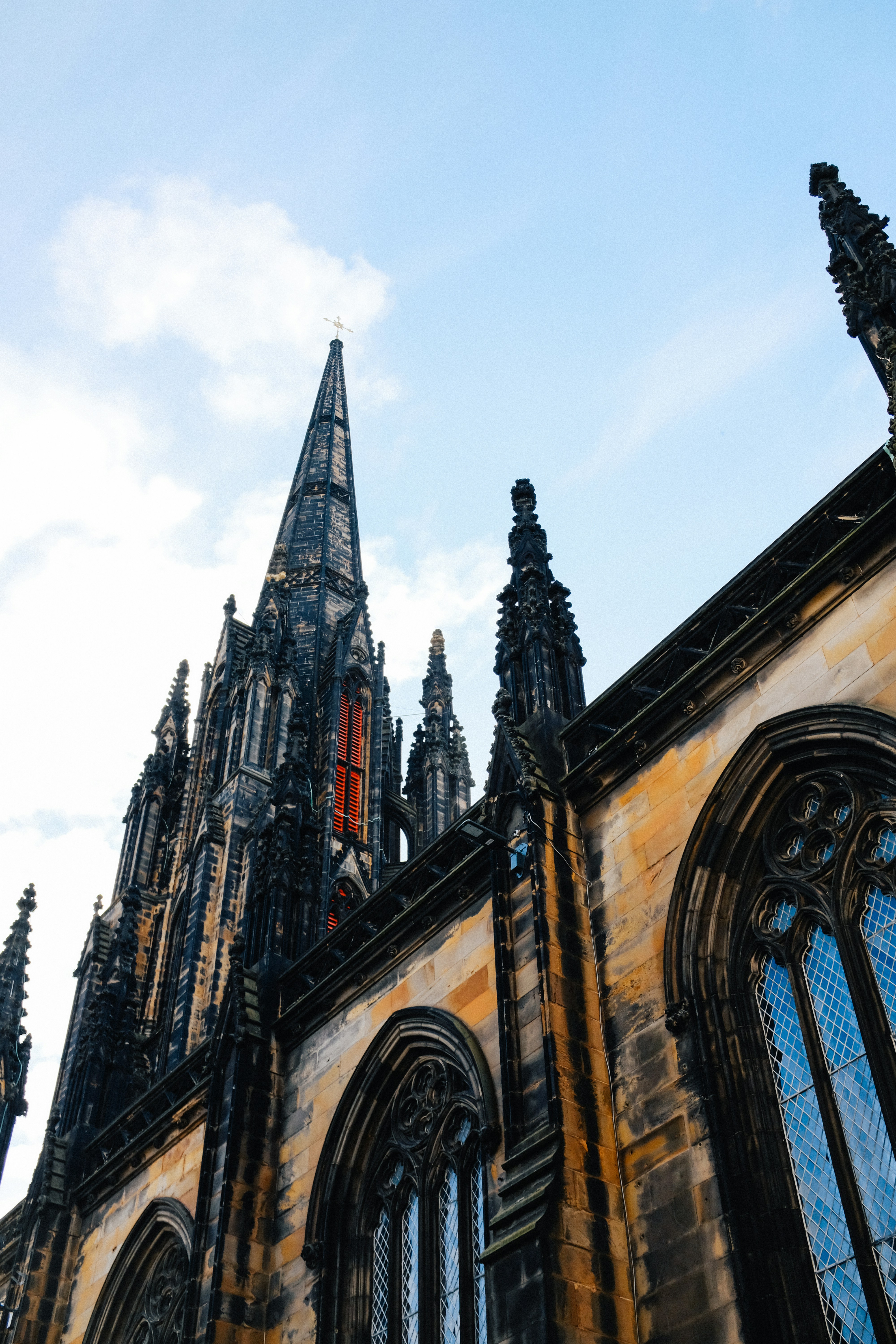 Photo by adrienolichon