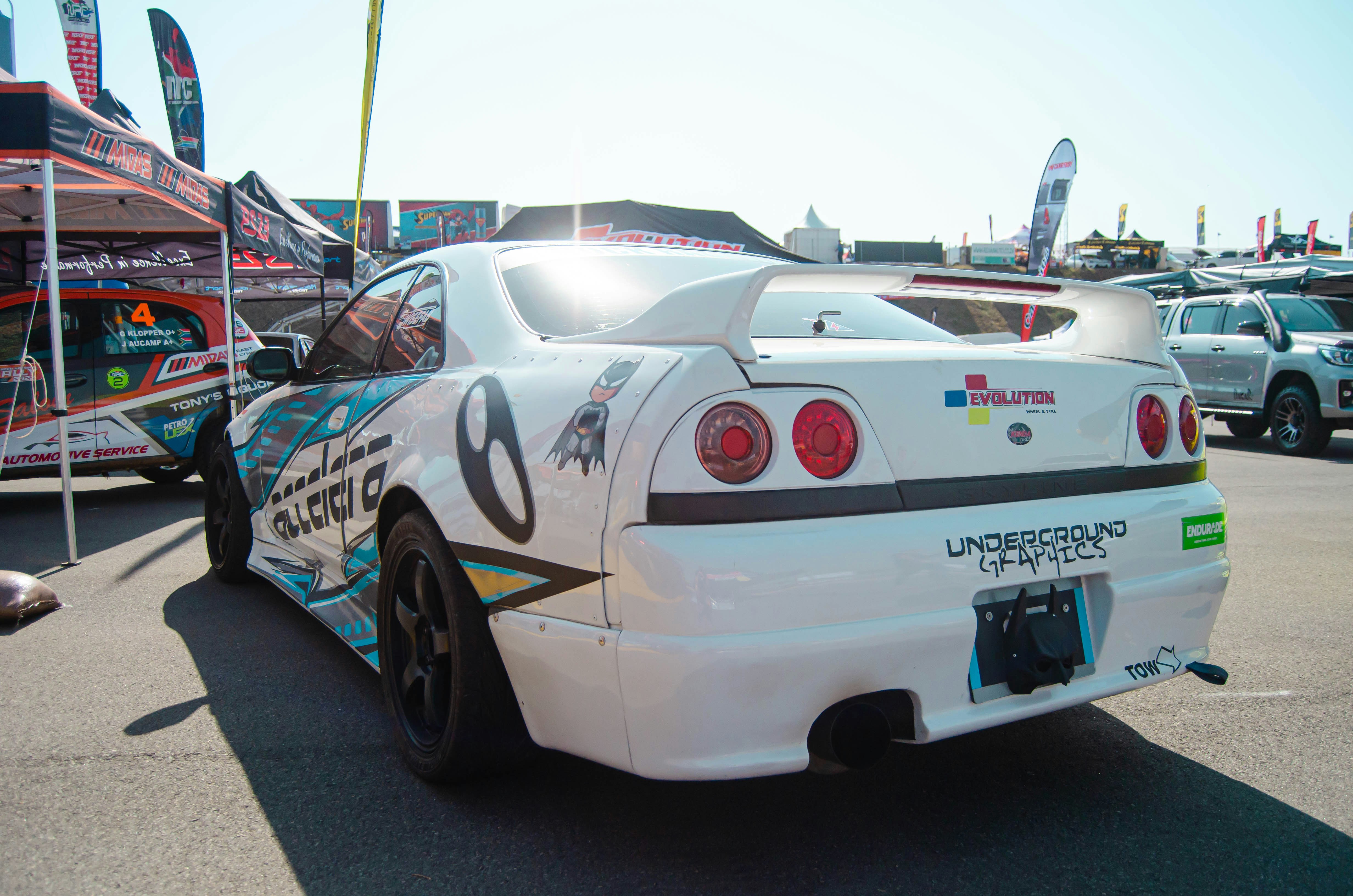 photo-1661770110924-e6ca49355166?ixid=M3wxMjA3fDB8MXxzZWFyY2h8NzR8fHRydWZmZSUyMHByaXh8ZW58MHx8fHwxNzAxMzYwODkyfDA%5Cu0026ixlib=rb-4.0.3