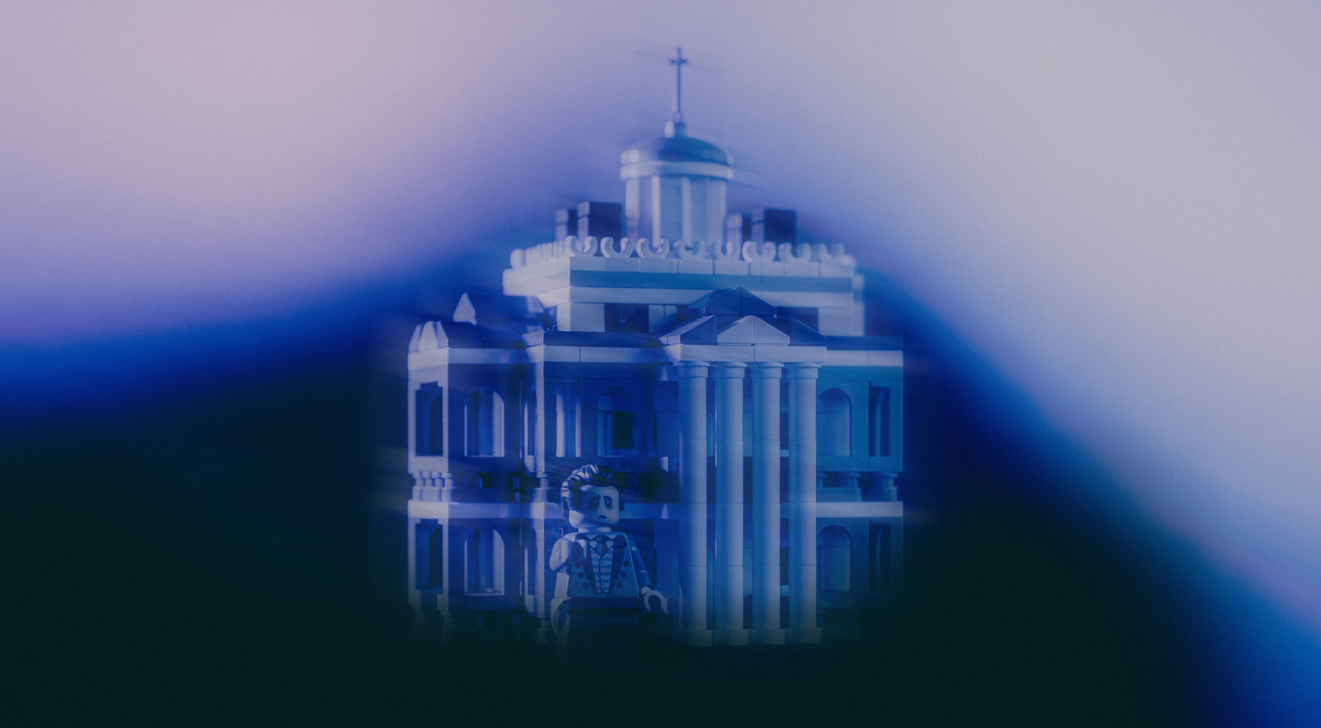 Un edificio sull'acqua