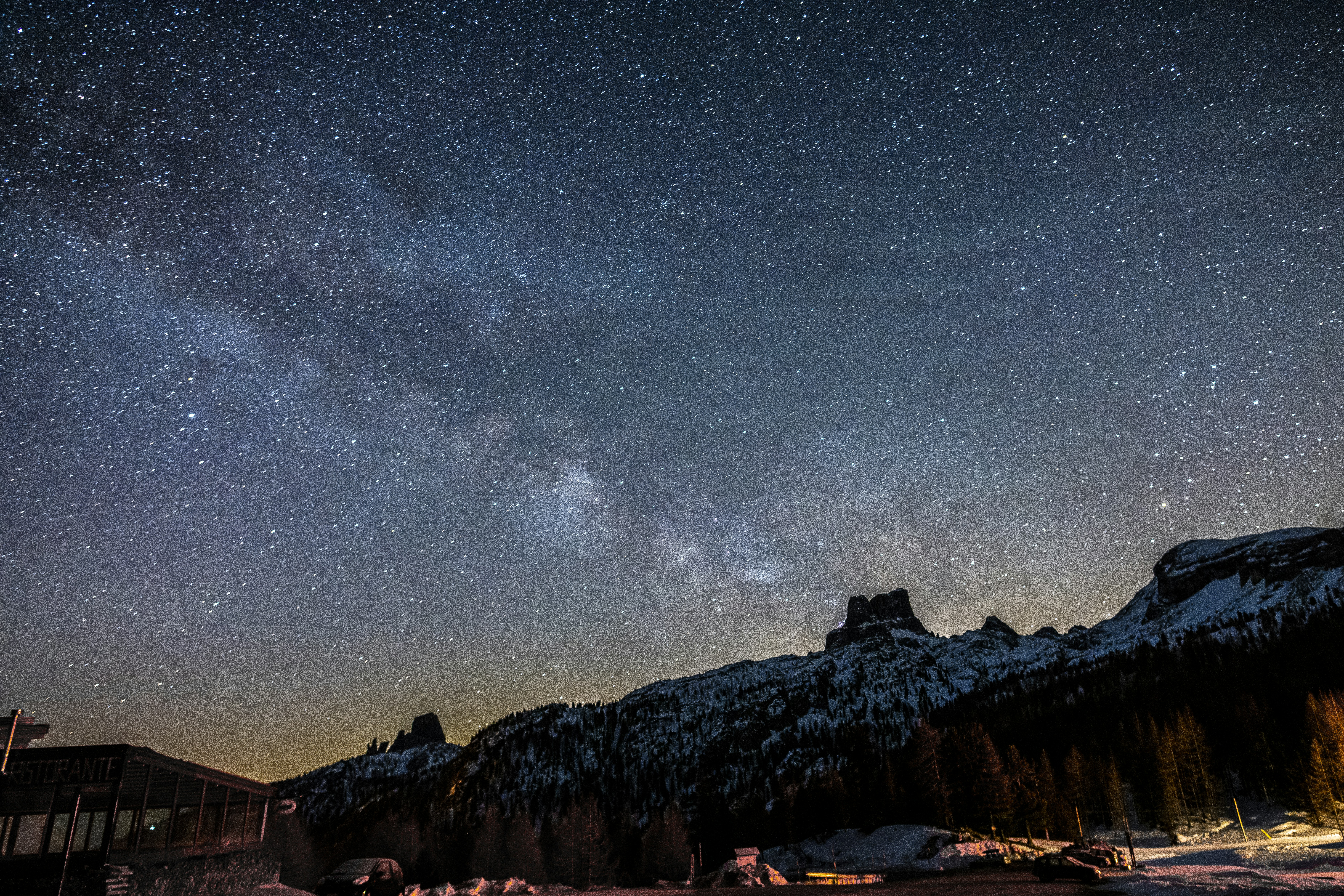 Photo by felixrottmann