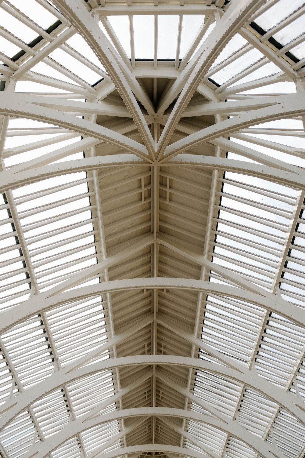 a ceiling with many windows