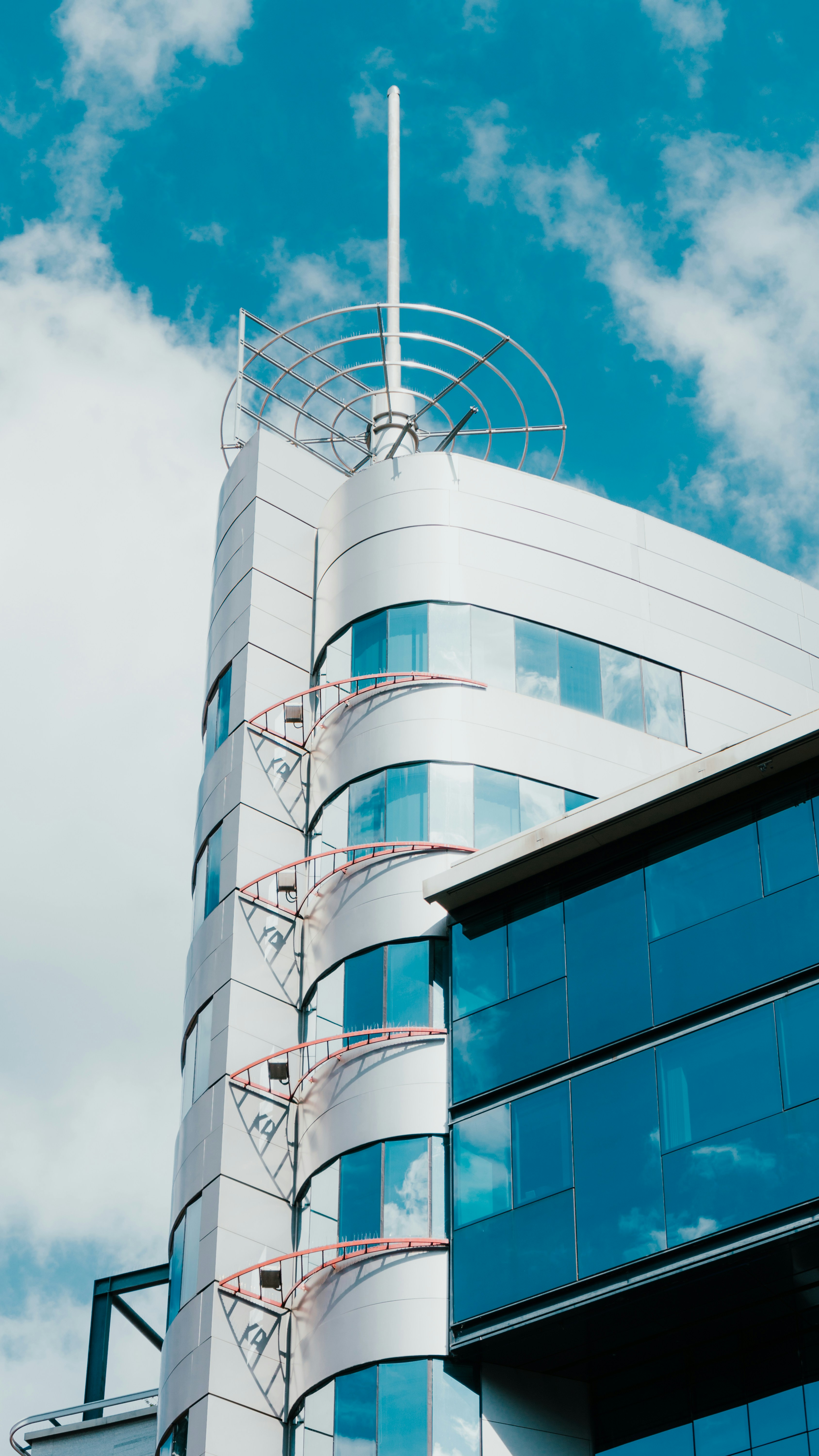 Photo by luca_herren