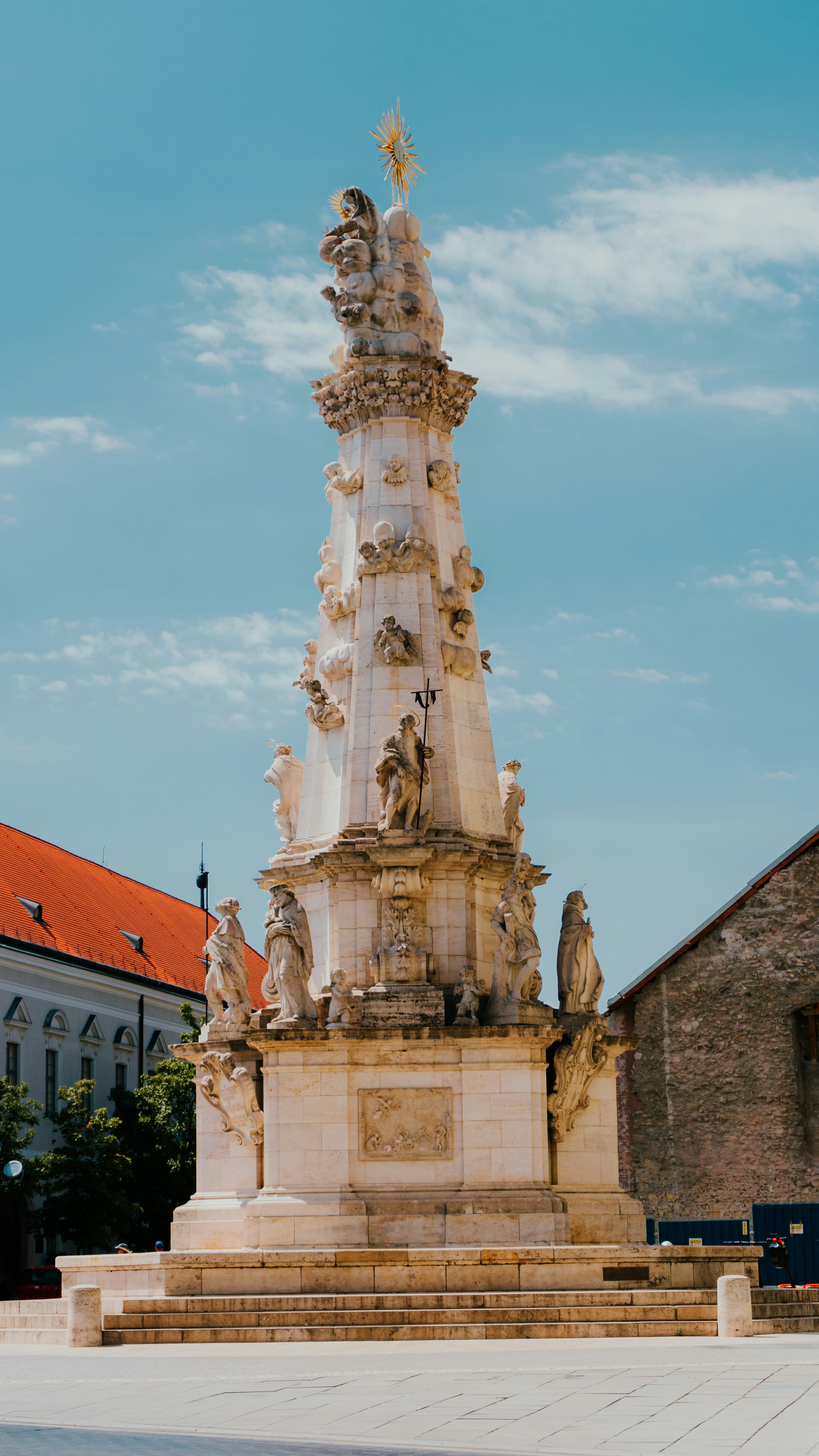 Photo by luca_herren