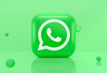 Teléfono móvil con WhatsApp