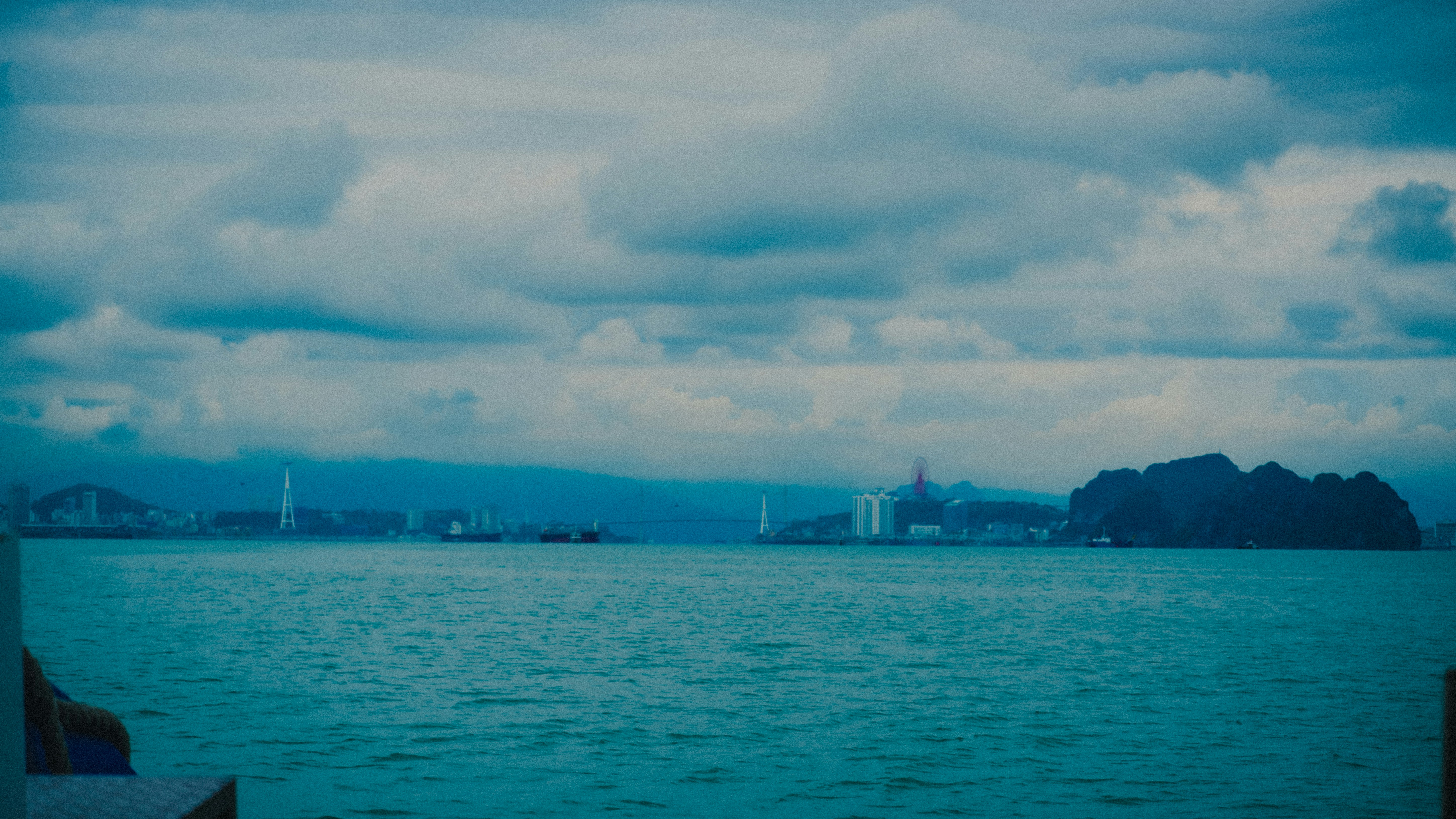 Photo by dying_apricity