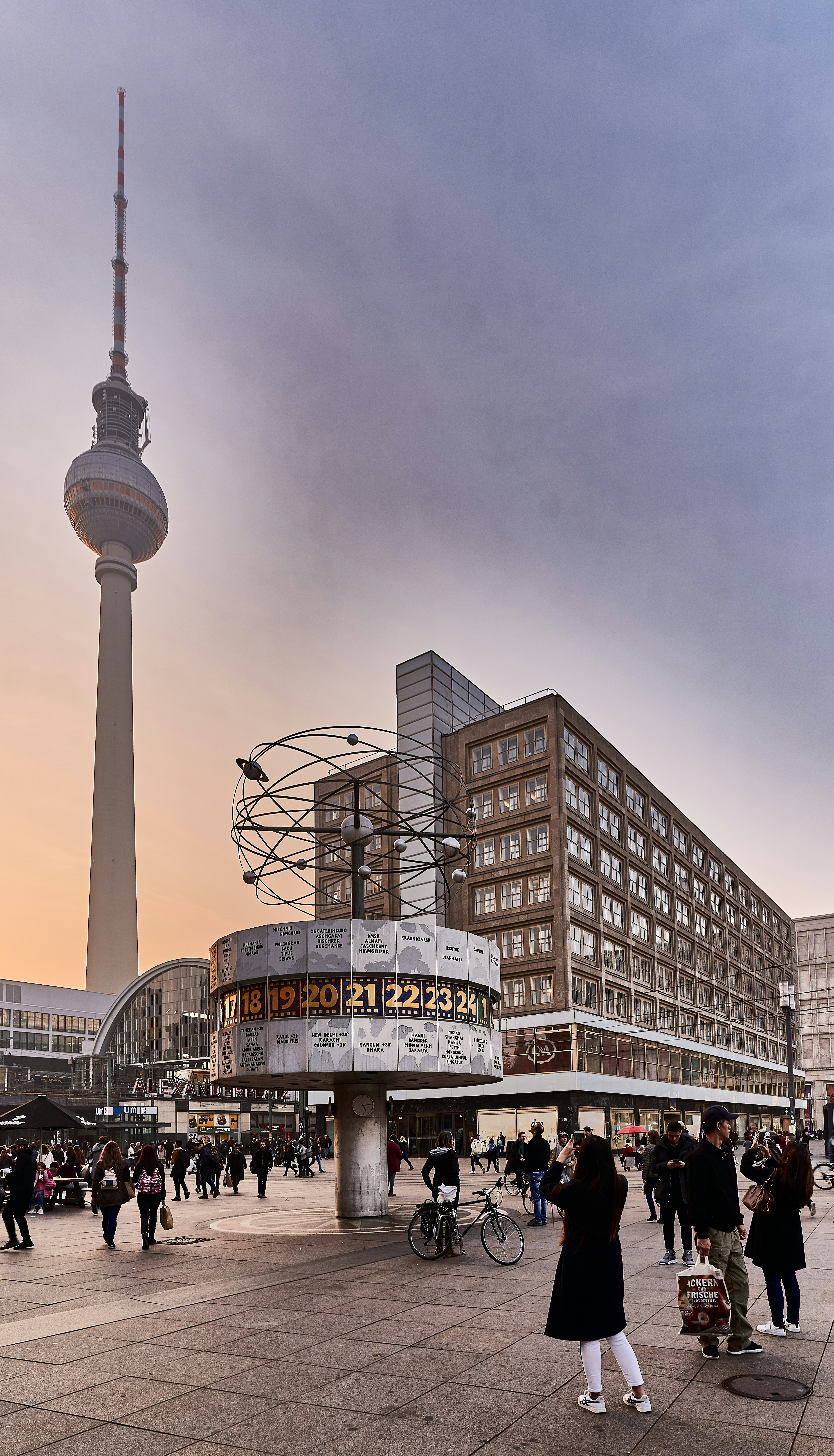 a tall tower in a city