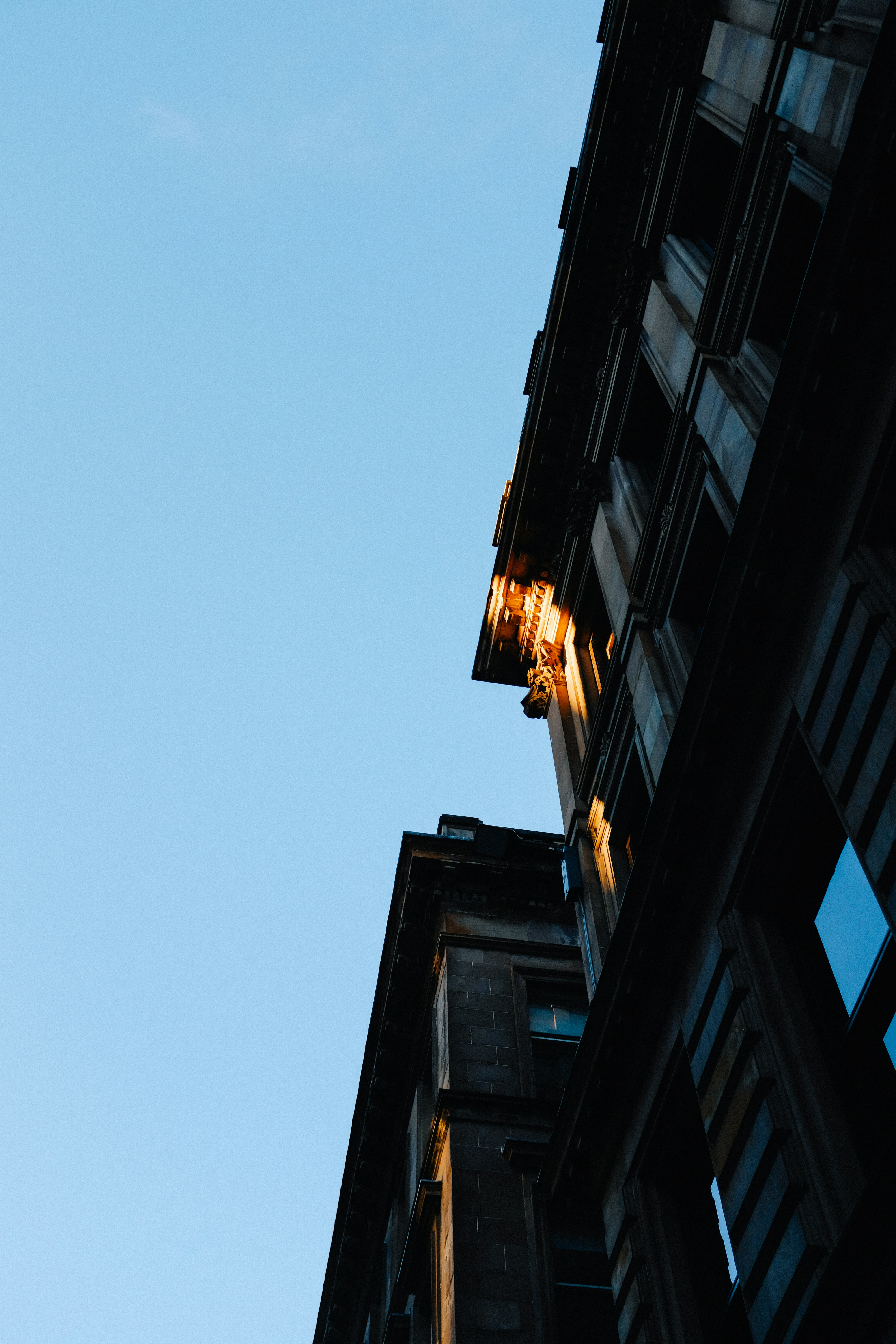 Photo by adrienolichon