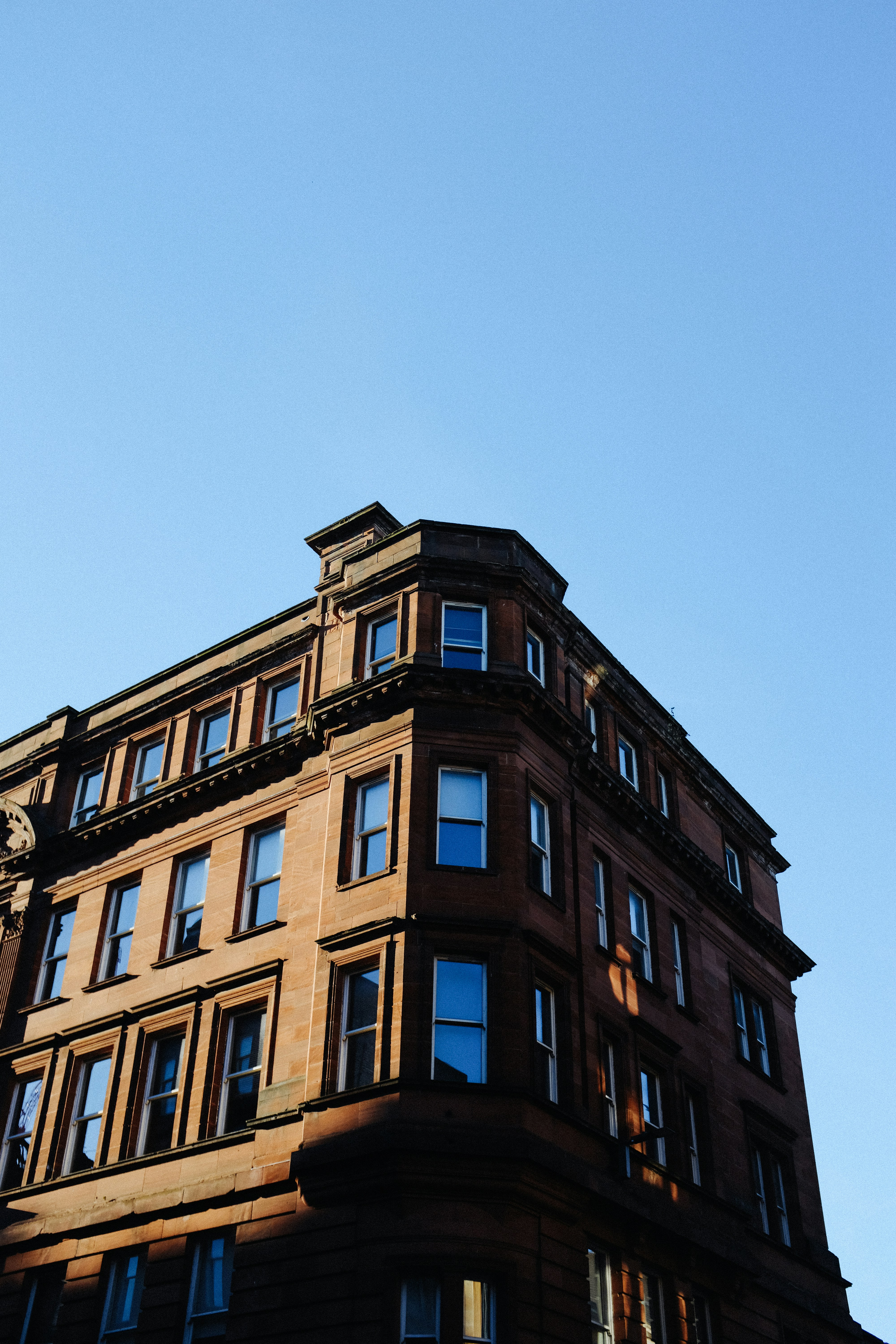 Photo by adrienolichon