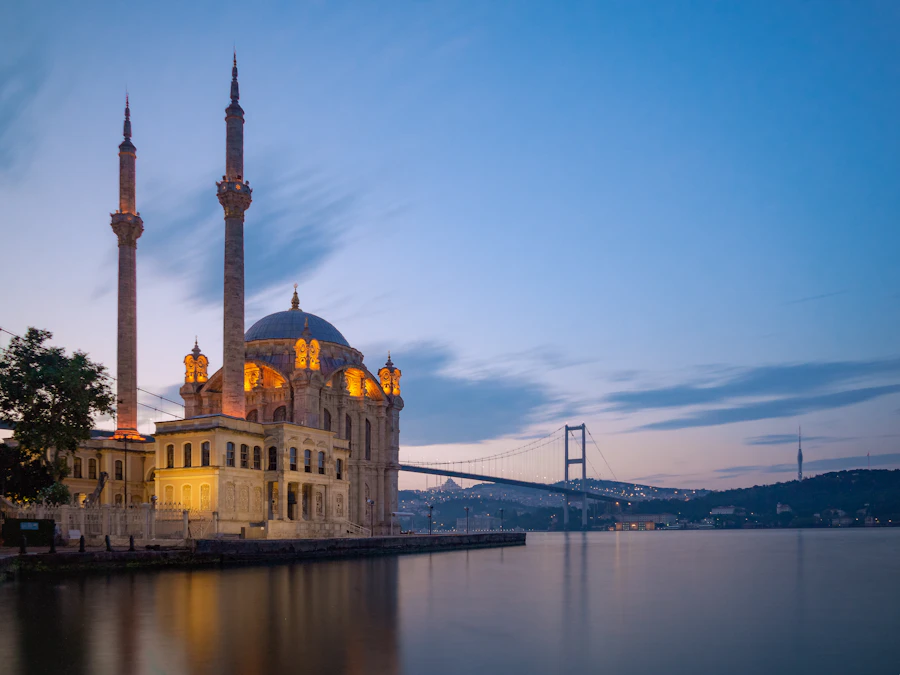Four Seasons Sultanahmet vs. Kempinski Bosphorus