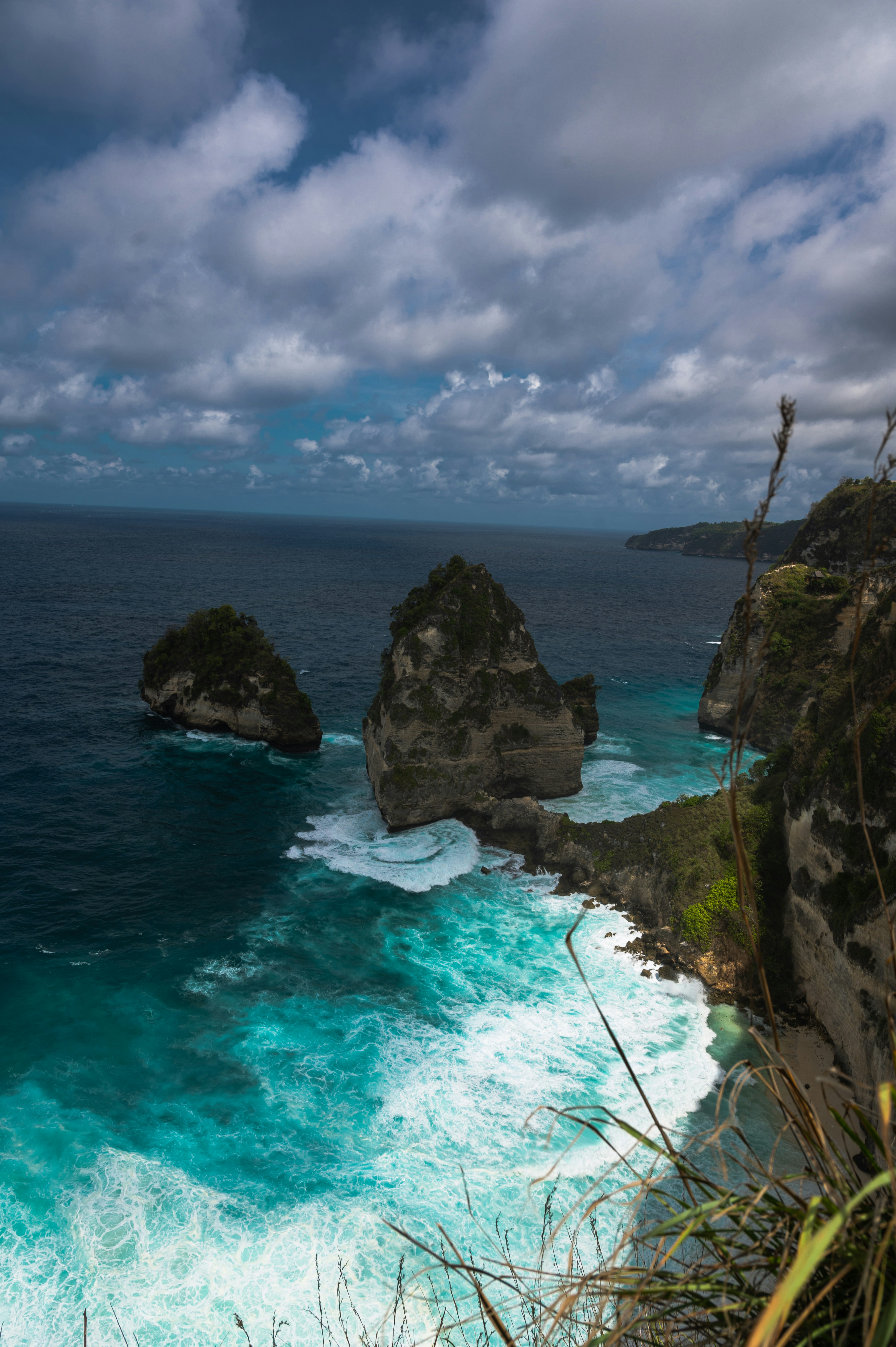 7 Top Ziplining Destinations in Indonesia’s Islands