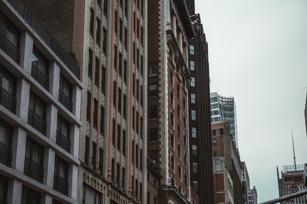 a building with many windows