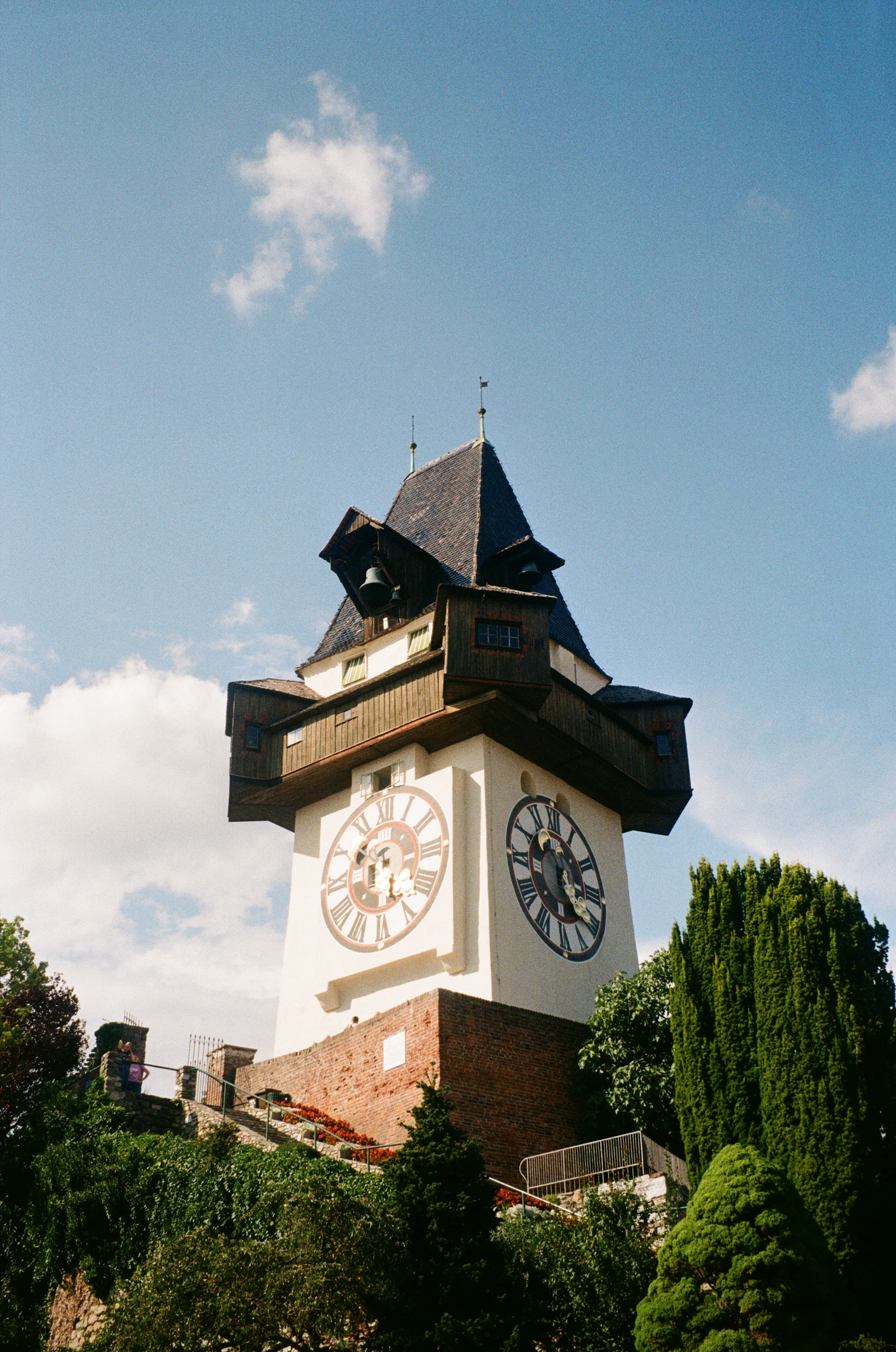 Torre do relogio no Schlossberg em Graz