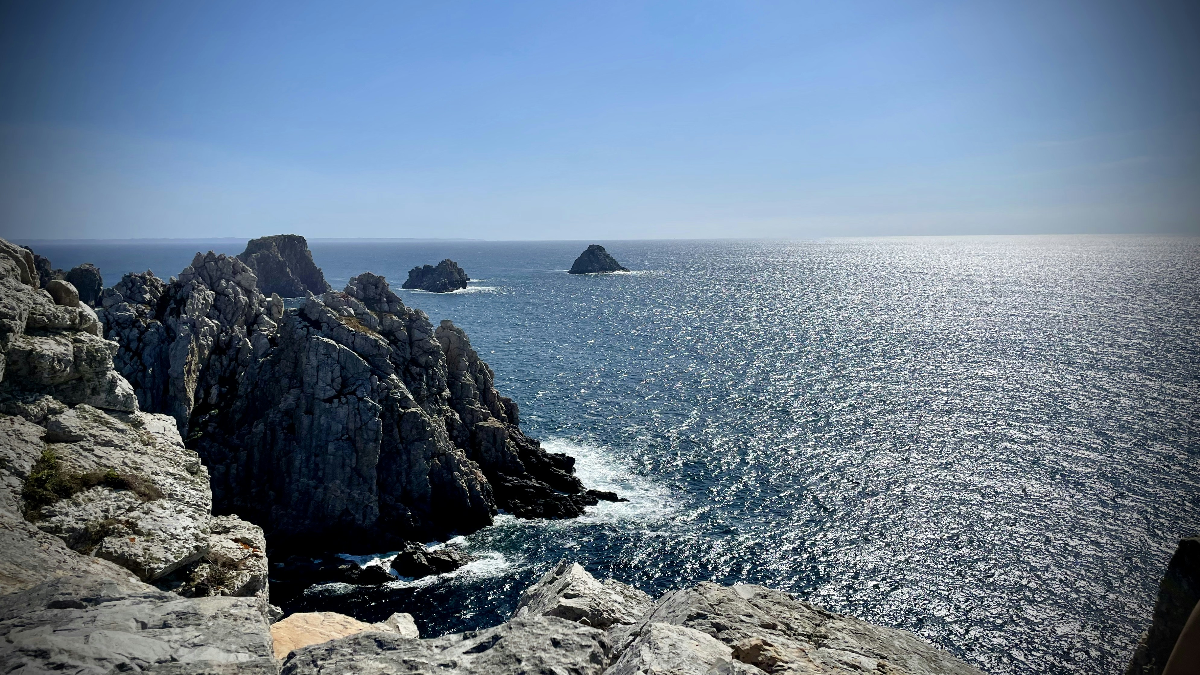 Photo by mondogenerator