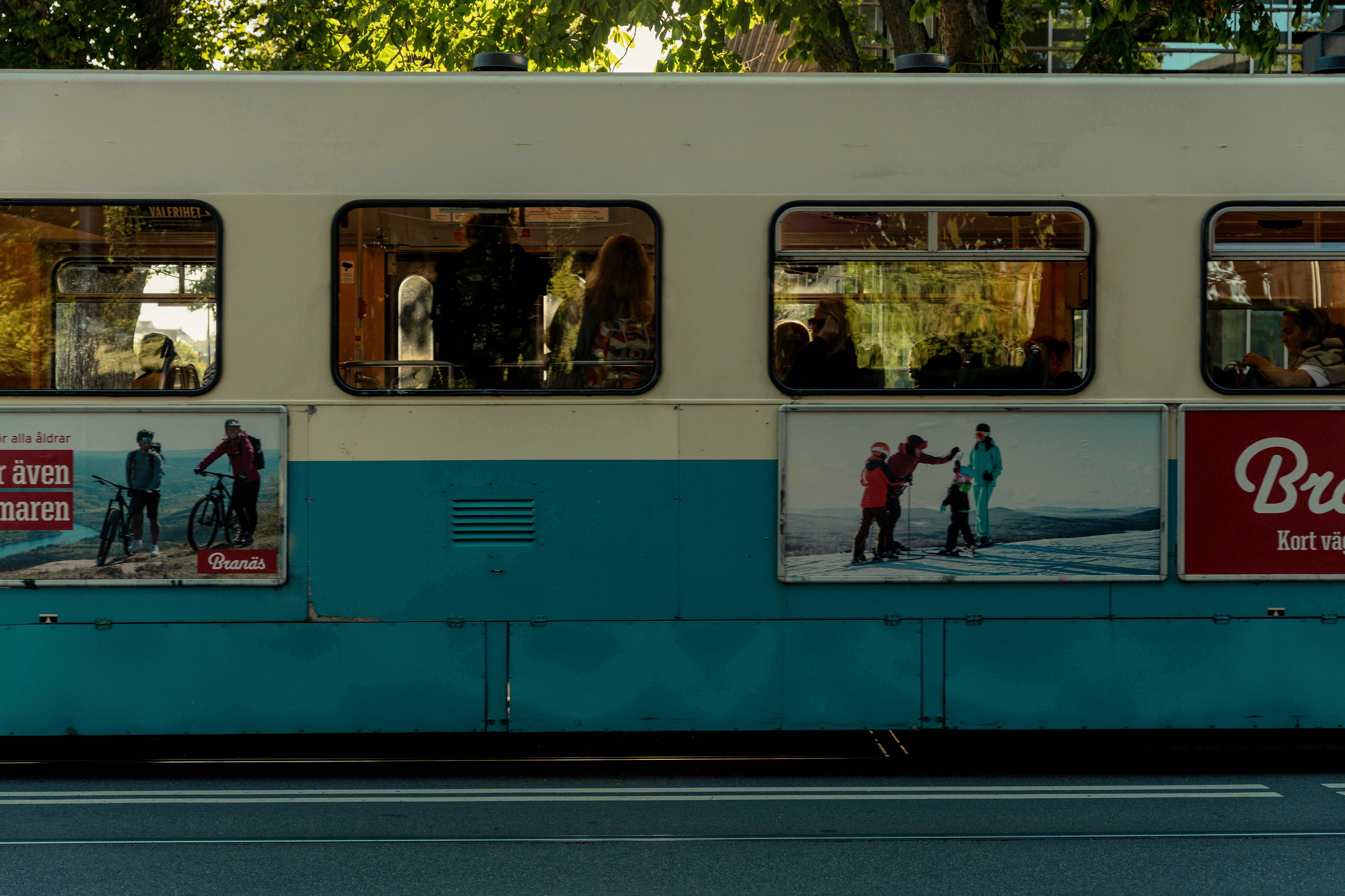 İZBAN’da Yeni Ücret Tarifesi 1 Kasım’da Yürürlüğe Girecek - Gündem haberi görseli