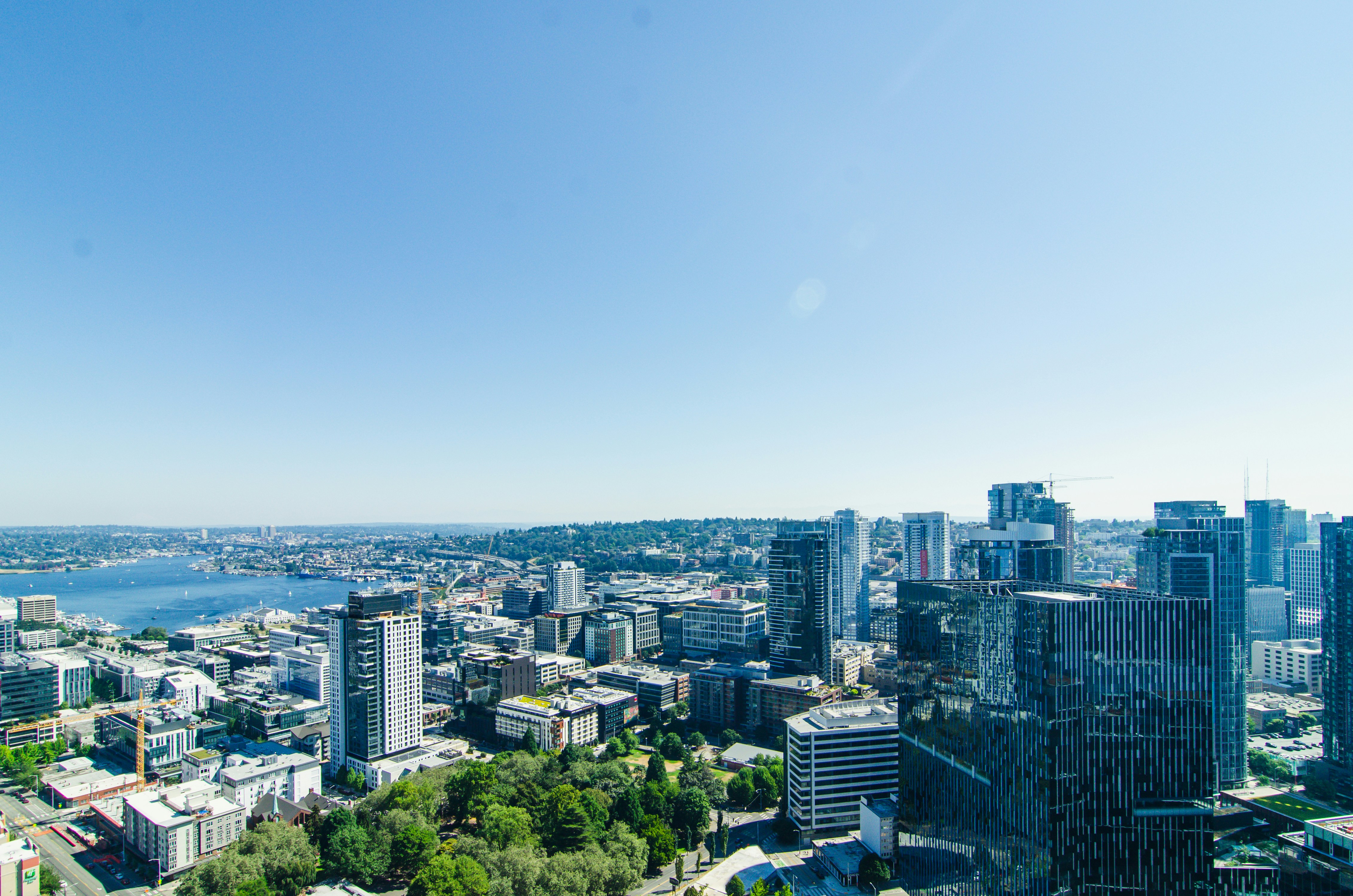 Photo by electronphotography