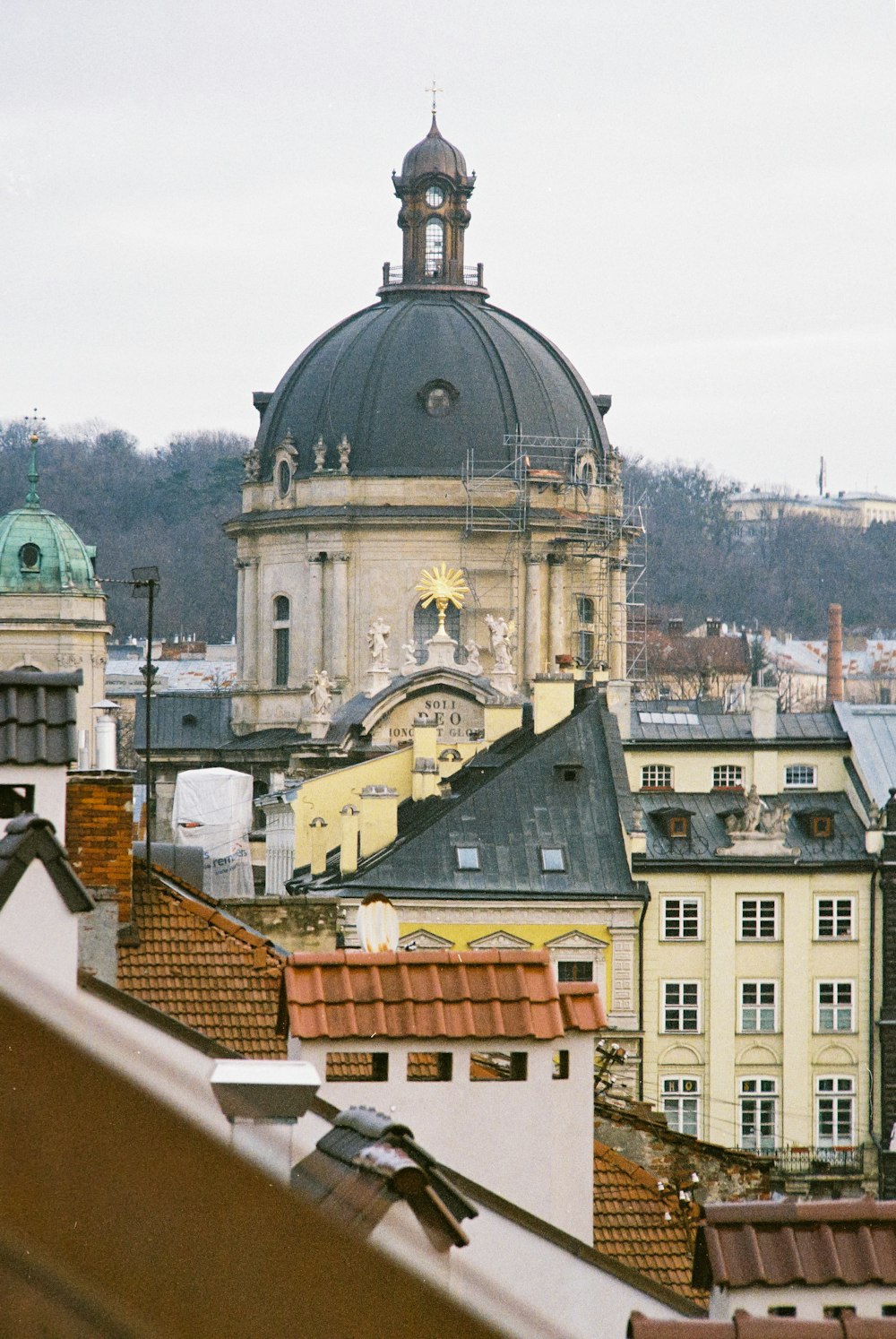 a large building with a dome on top