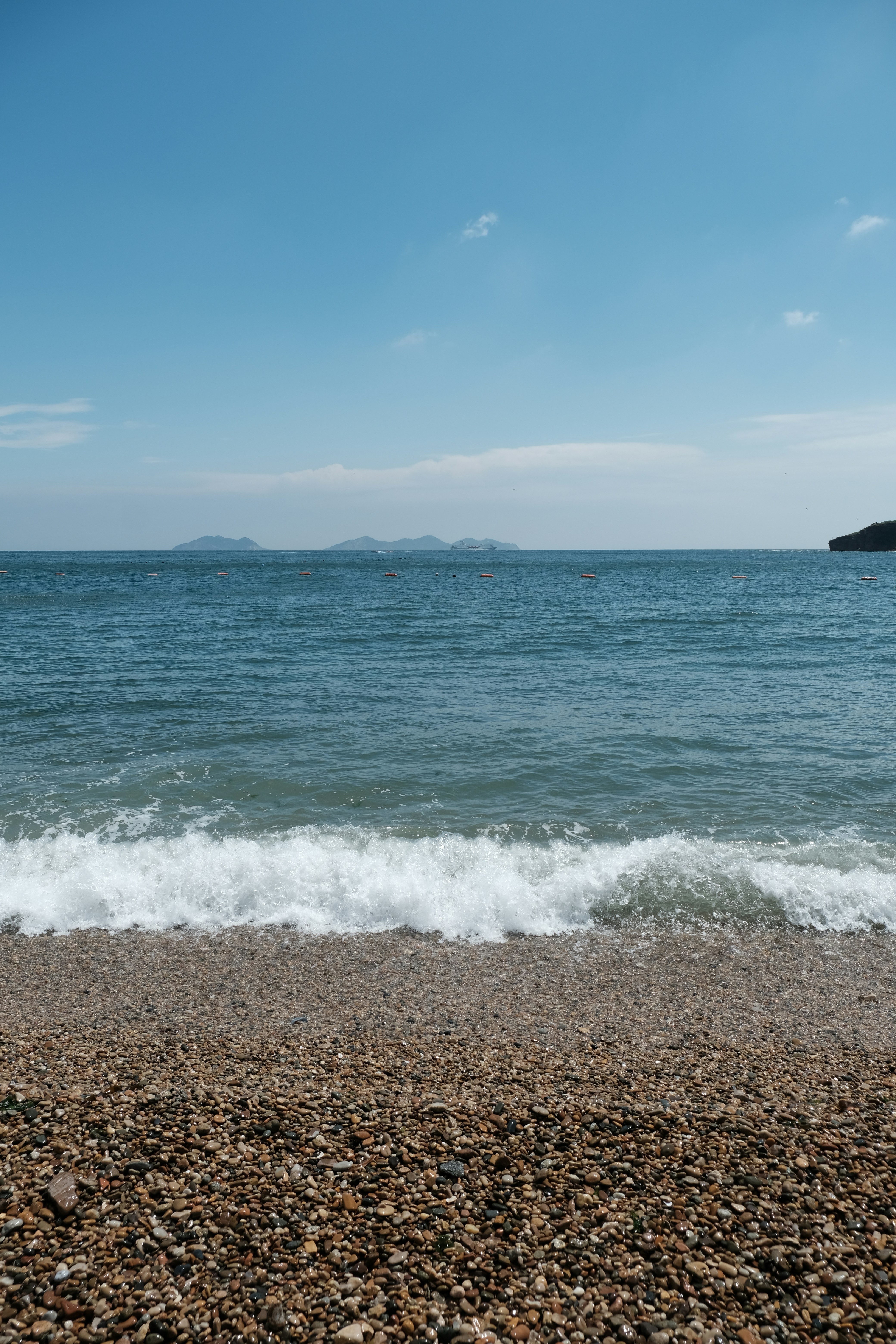 Photo by blank_weiss