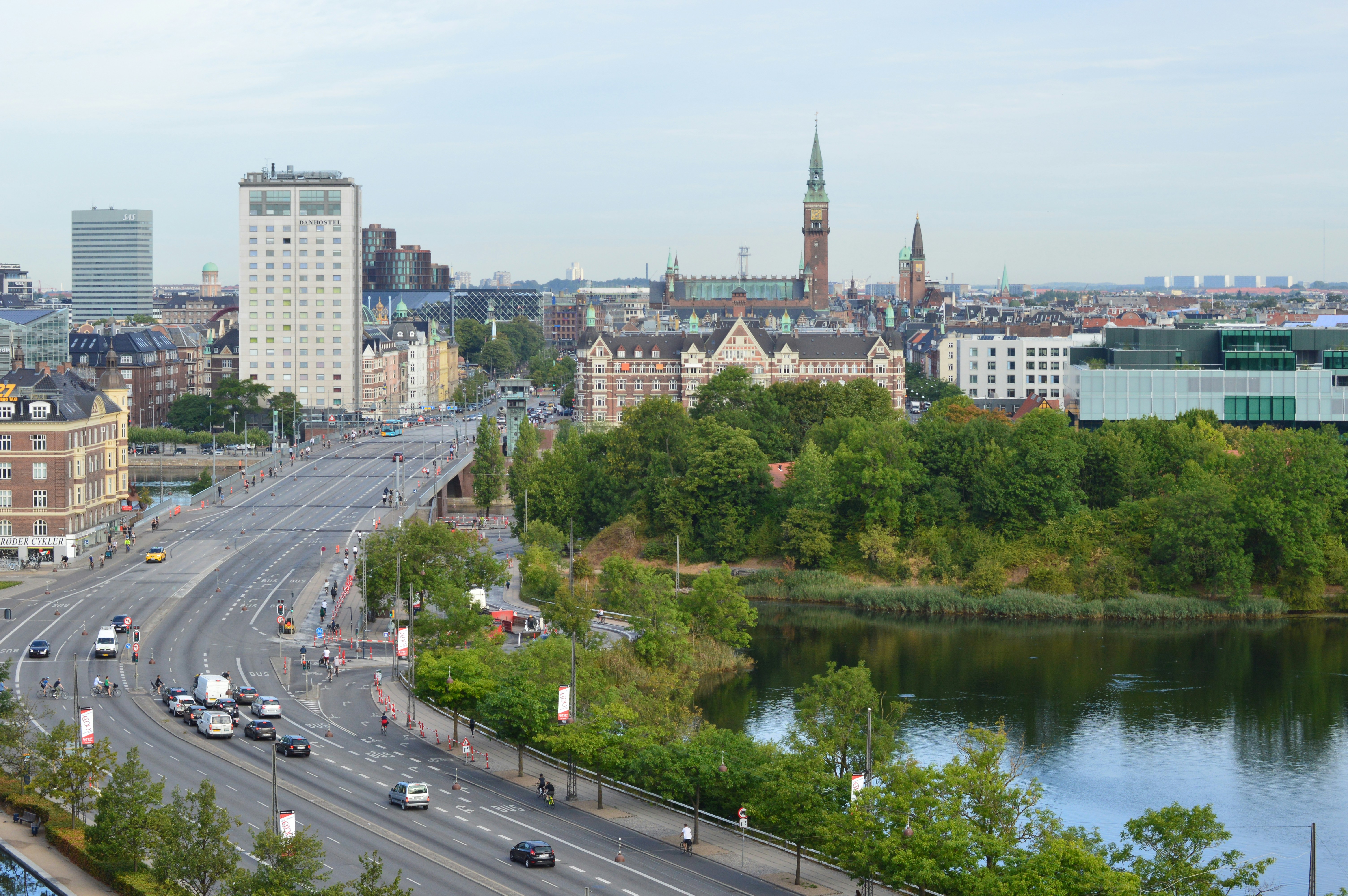 Photo by joshimilestoner